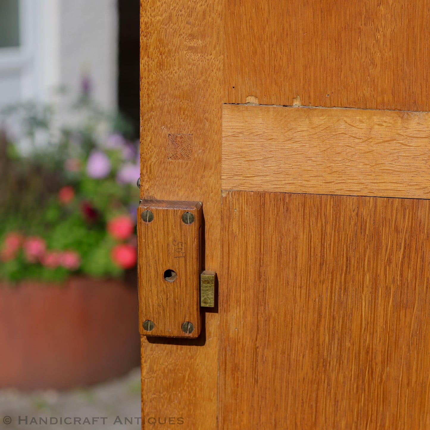 Brynmawr Furniture Company Arts & Crafts Cotswold School English Oak Wardrobe c. 1930.