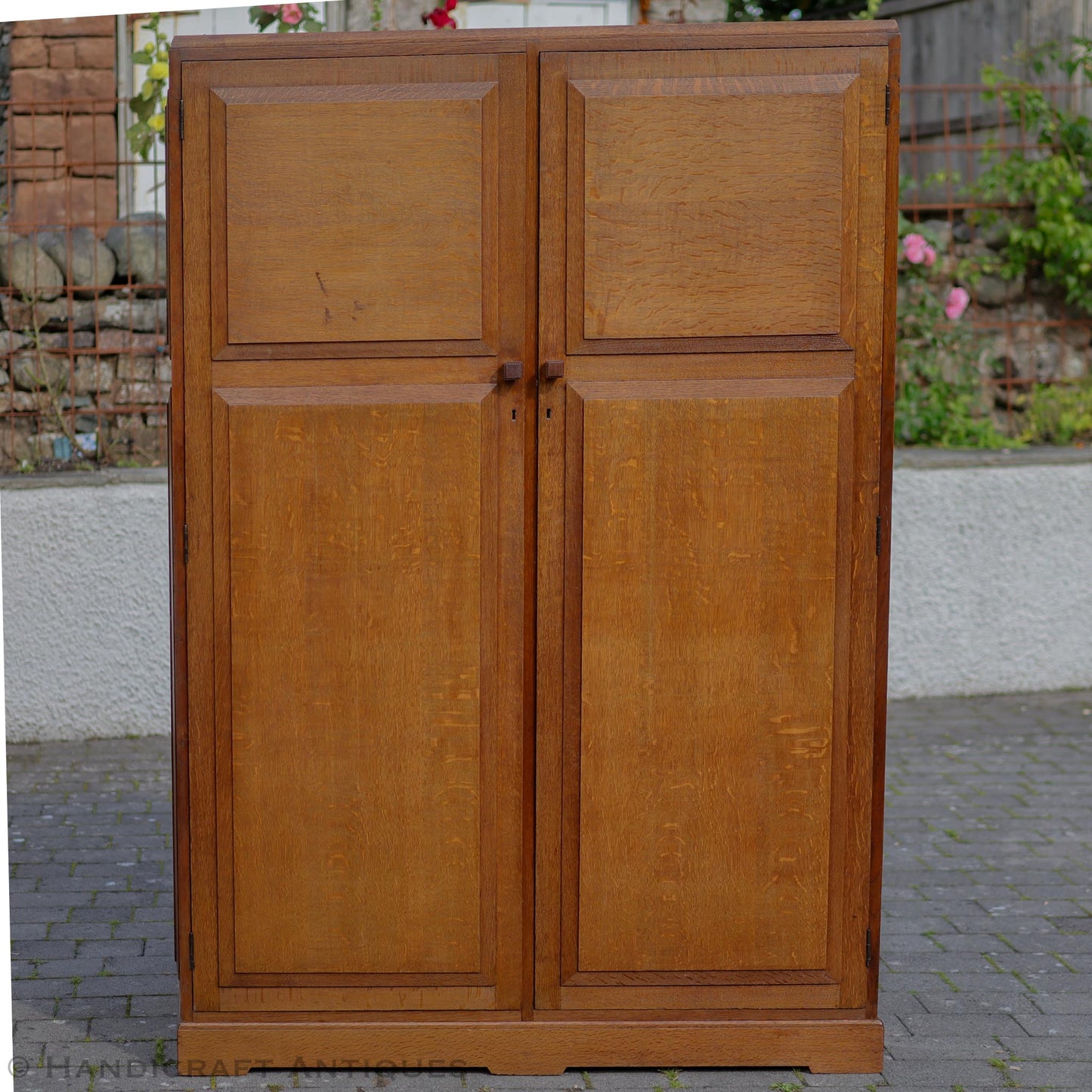 Brynmawr Furniture Company Arts & Crafts Cotswold School English Oak Wardrobe c. 1930.