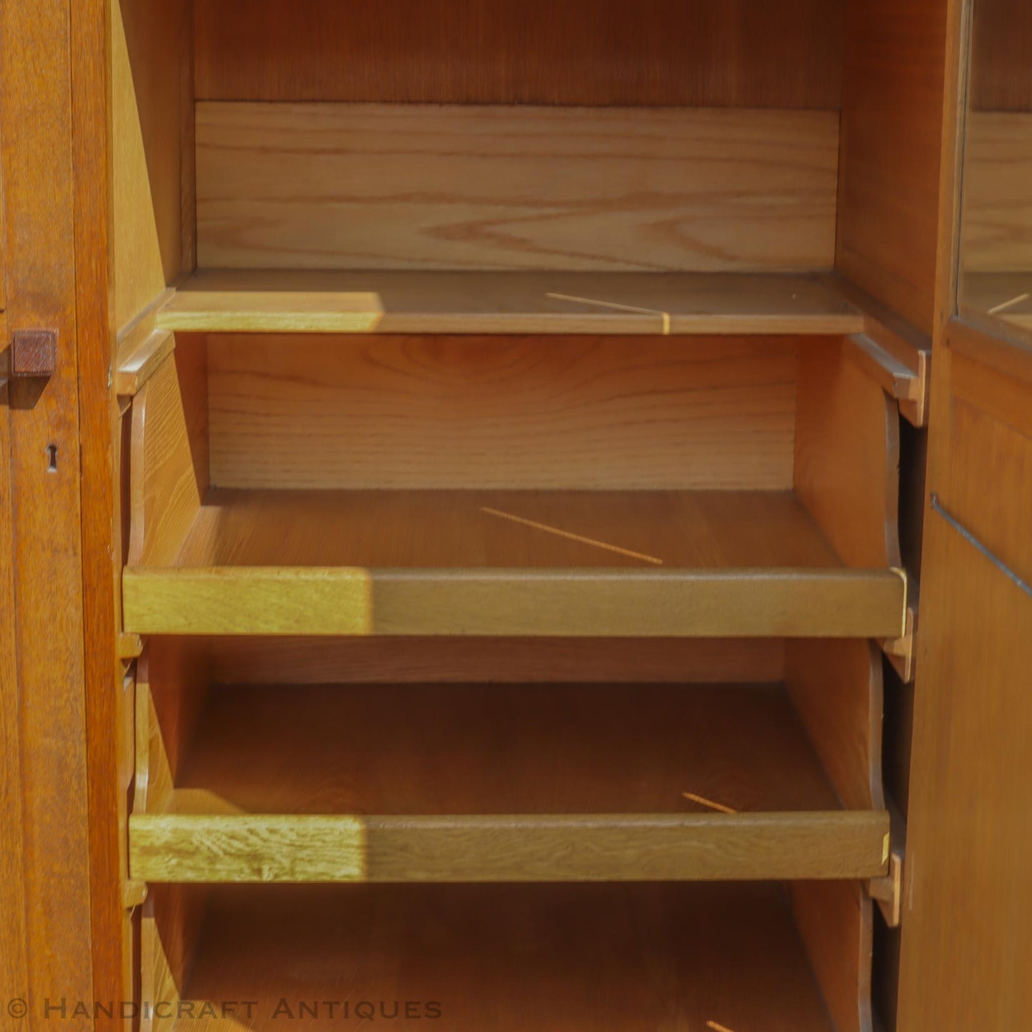 Brynmawr Furniture Company Arts & Crafts Cotswold School English Oak Wardrobe c. 1930.