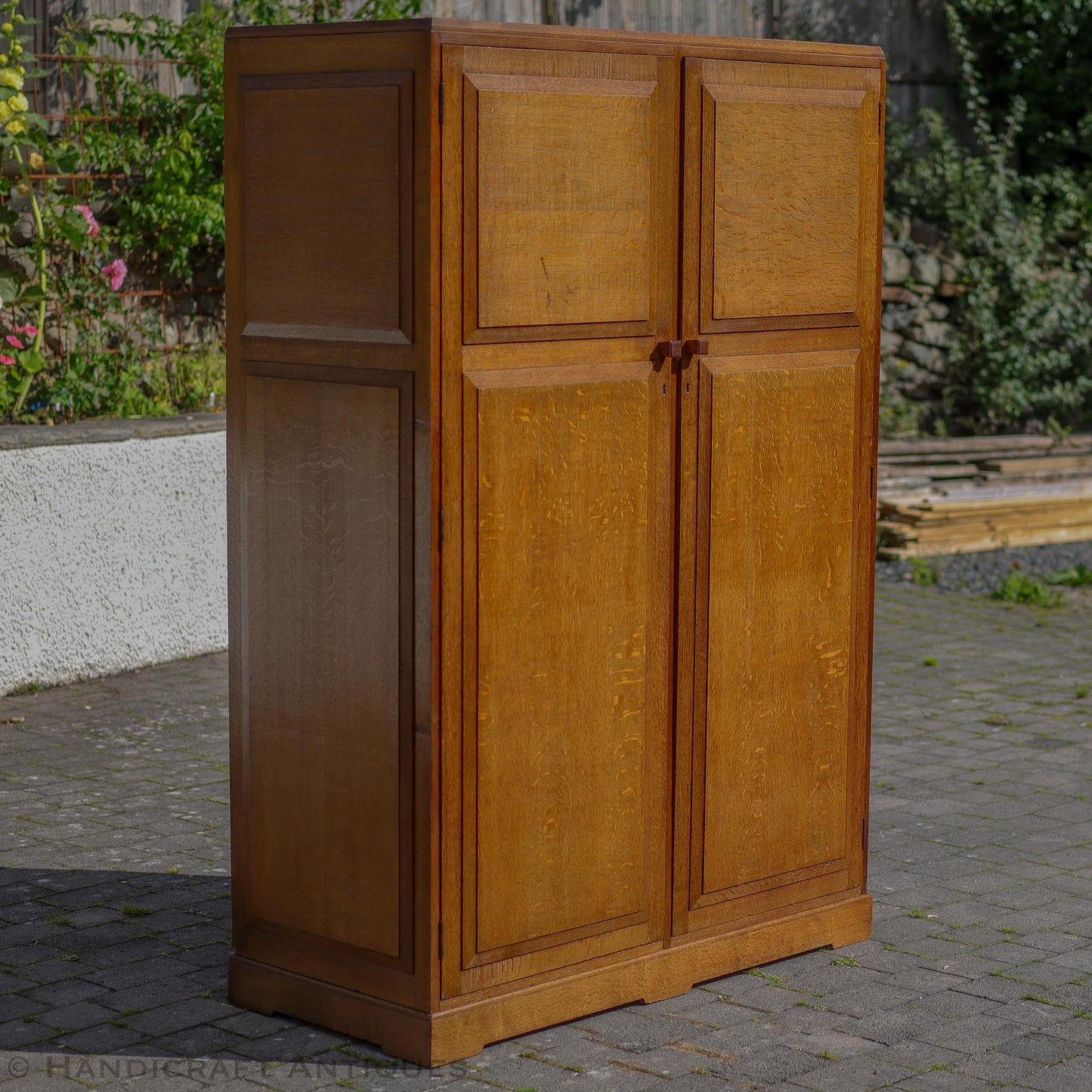 Brynmawr Furniture Company Arts & Crafts Cotswold School English Oak Wardrobe c. 1930.