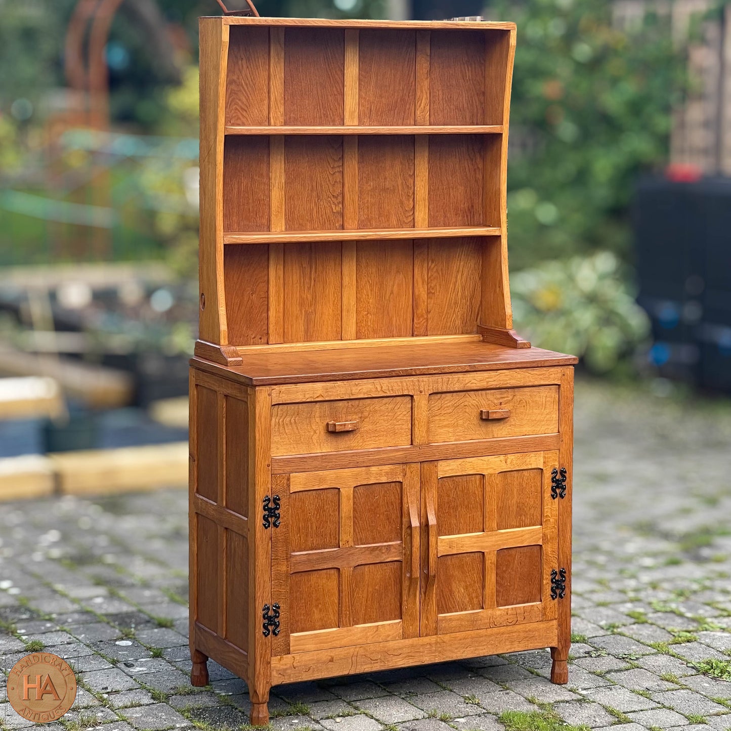 Derek 'Lizardman' Slater Arts & Crafts Yorkshire School English Oak Dresser