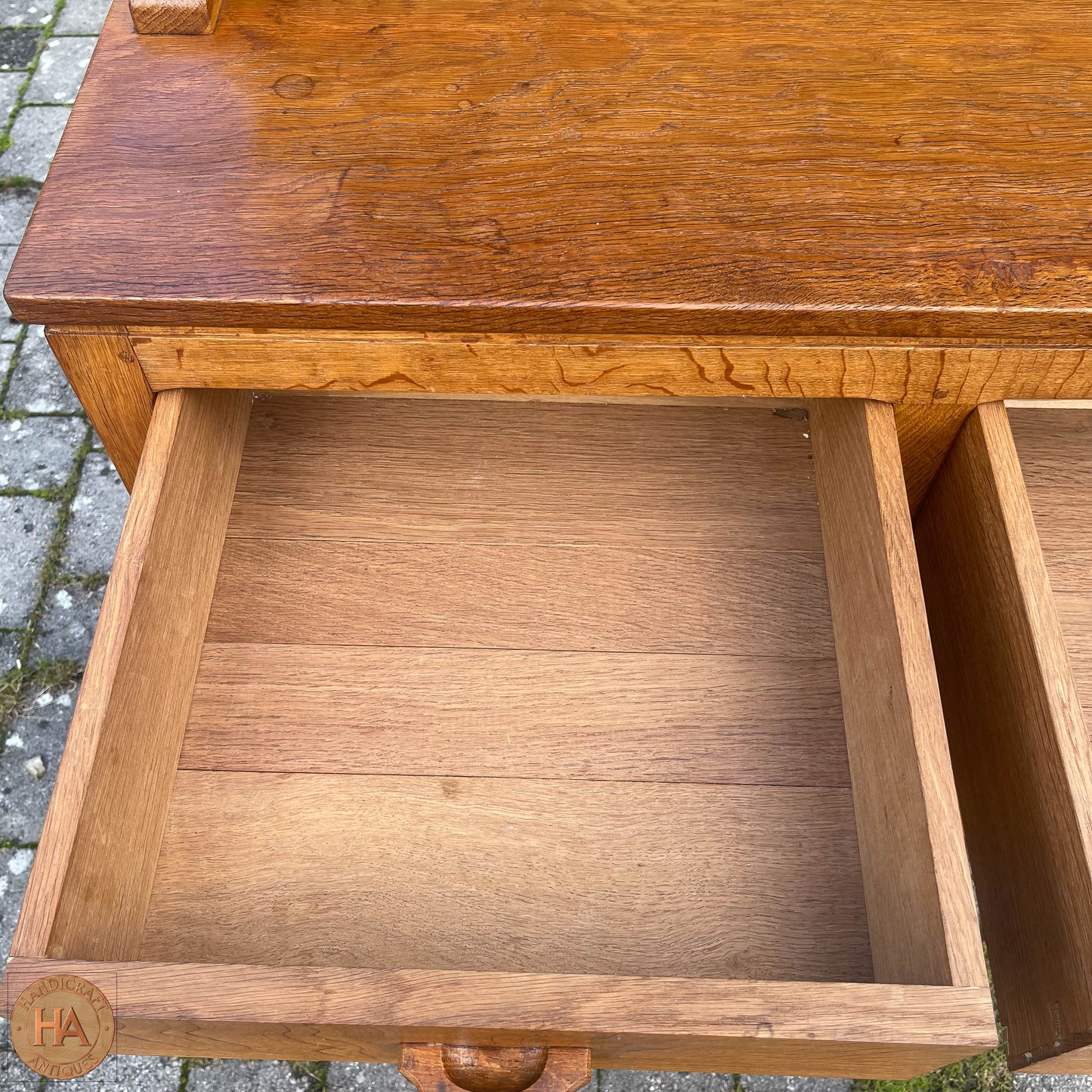 Derek 'Lizardman' Slater Arts & Crafts Yorkshire School English Oak Dresser