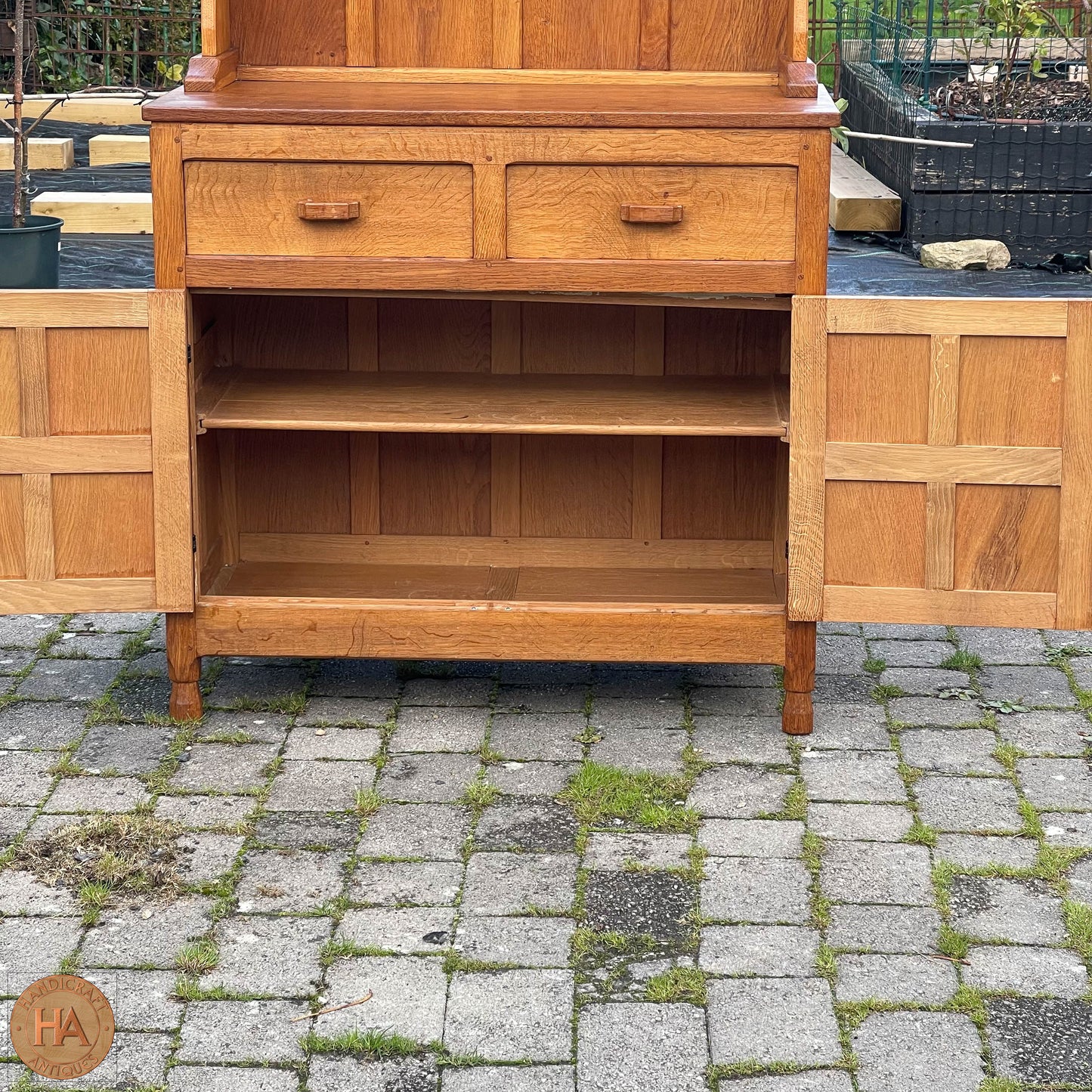 Derek 'Lizardman' Slater Arts & Crafts Yorkshire School English Oak Dresser