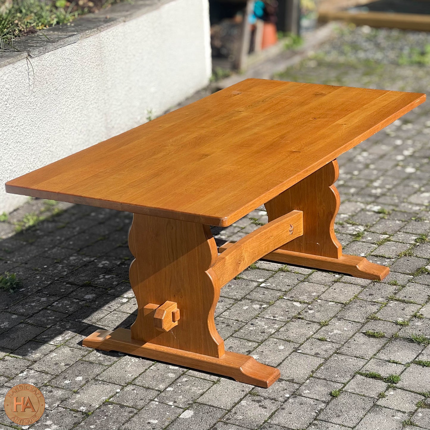 Unicornman (Coxwold Cabinet Makers) Arts & Crafts Yorkshire School Oak Dining Table