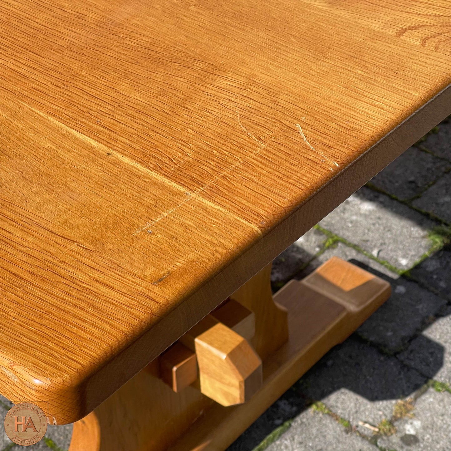Unicornman (Coxwold Cabinet Makers) Arts & Crafts Yorkshire School Oak Dining Table