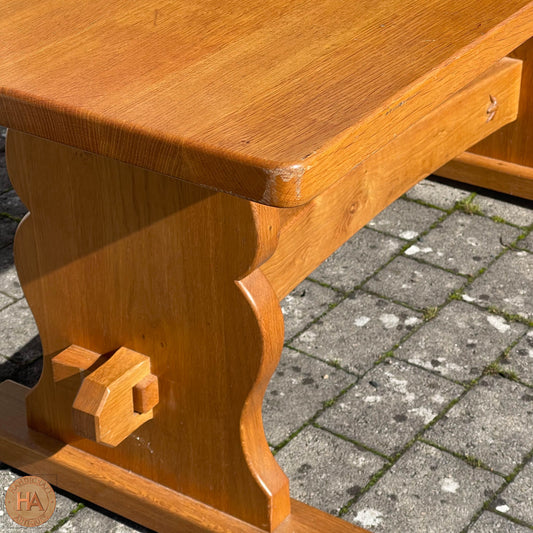 Unicornman (Coxwold Cabinet Makers) Arts & Crafts Yorkshire School Oak Dining Table