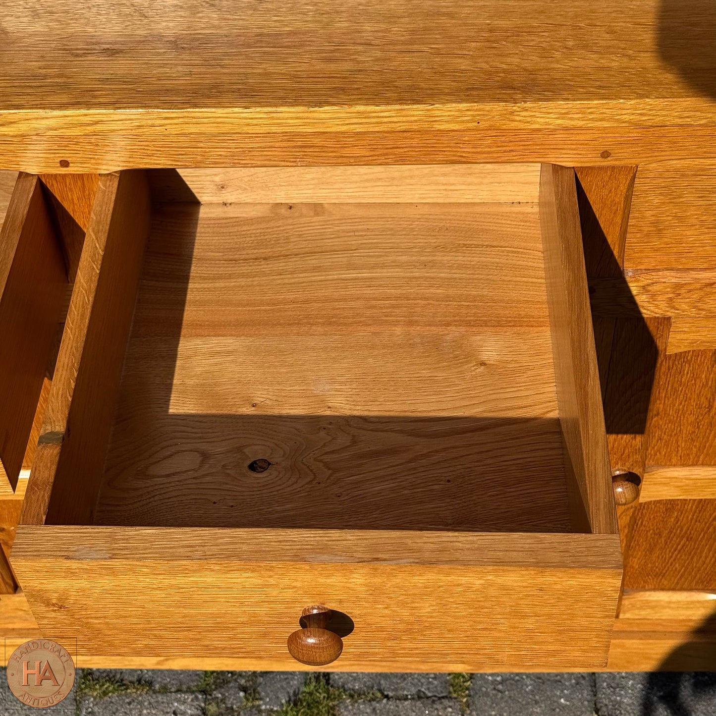 Coxwold Cabinet Makers 'Unicornman' Arts & Crafts Yorkshire School Oak Dresser c. 1980.