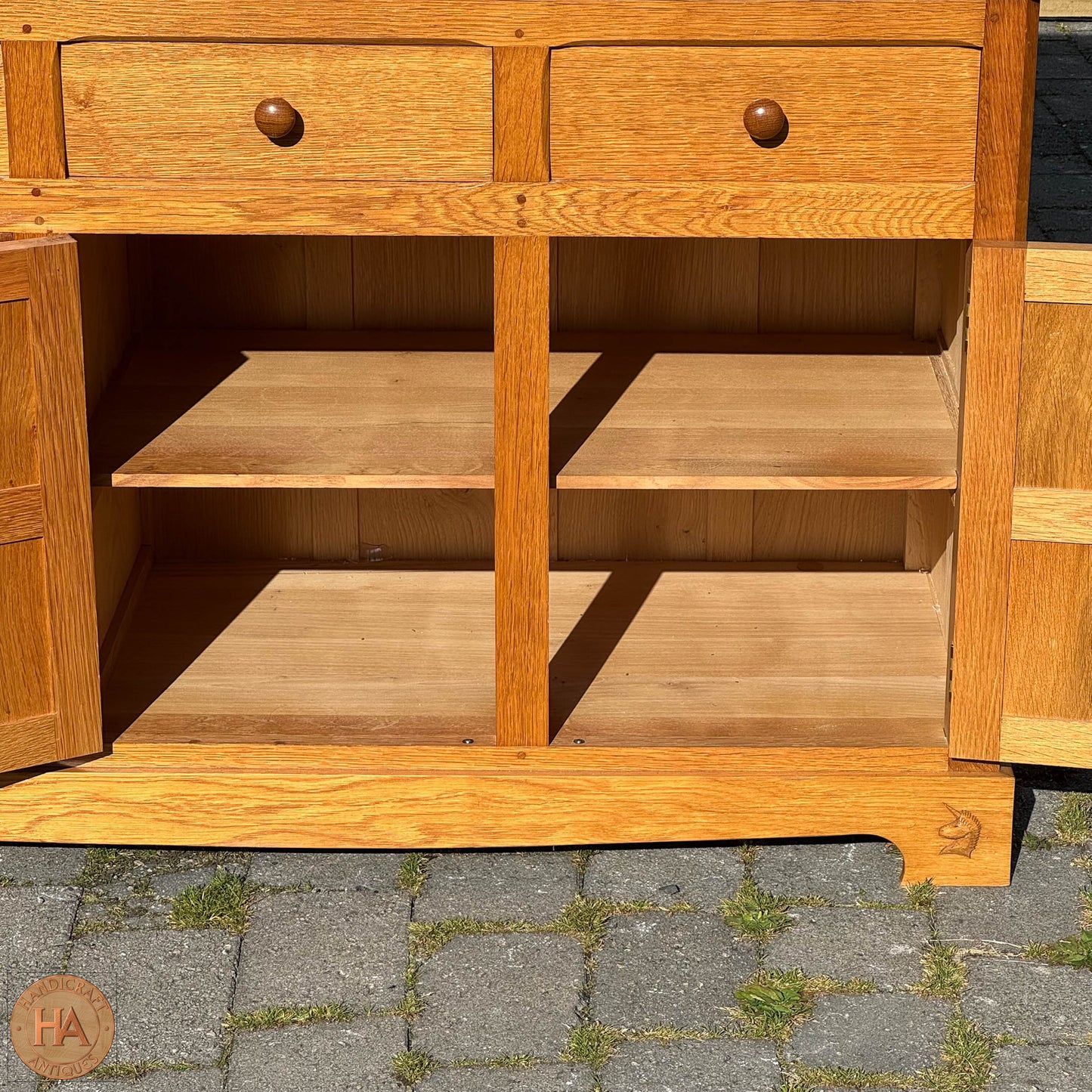 Coxwold Cabinet Makers 'Unicornman' Arts & Crafts Yorkshire School Oak Dresser c. 1980.