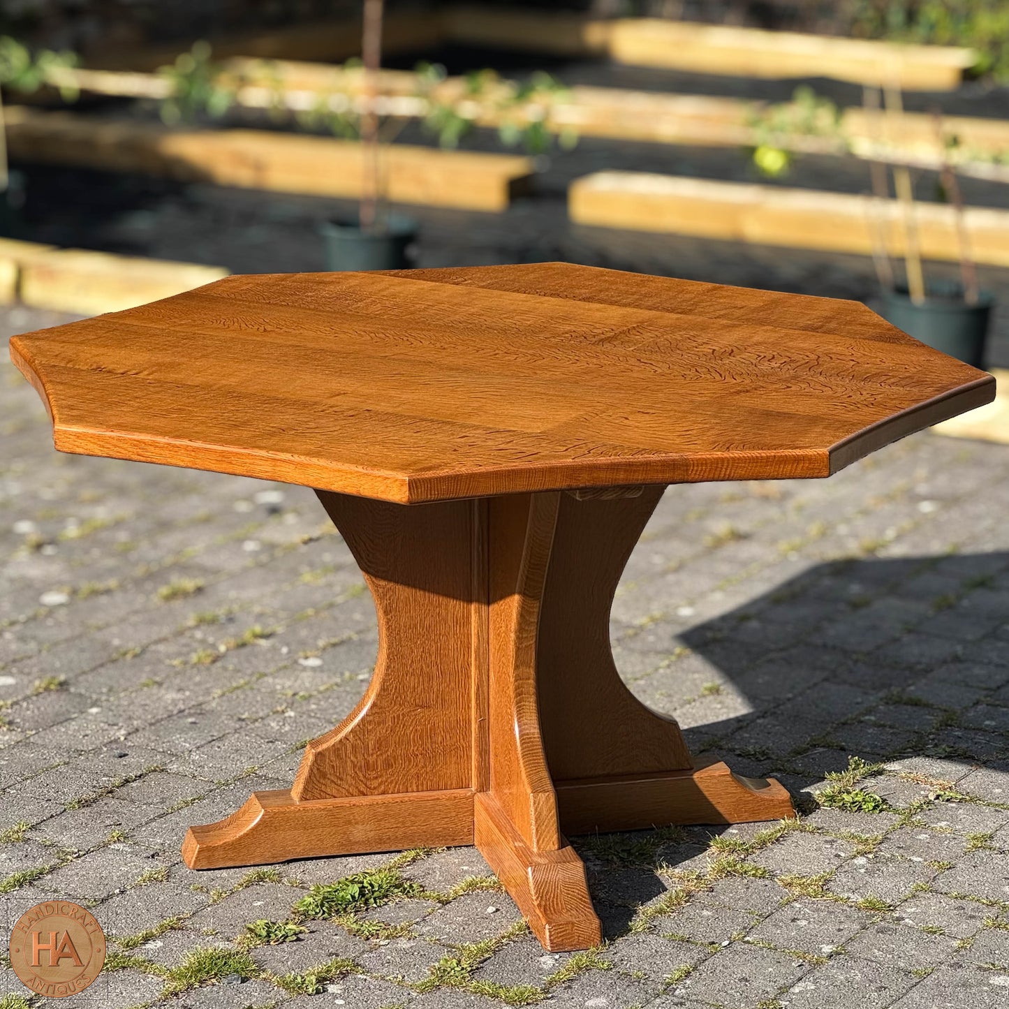 Horace 'Knightman' Knight Arts & Crafts Yorkshire School English Oak Dining Table c. 1980.