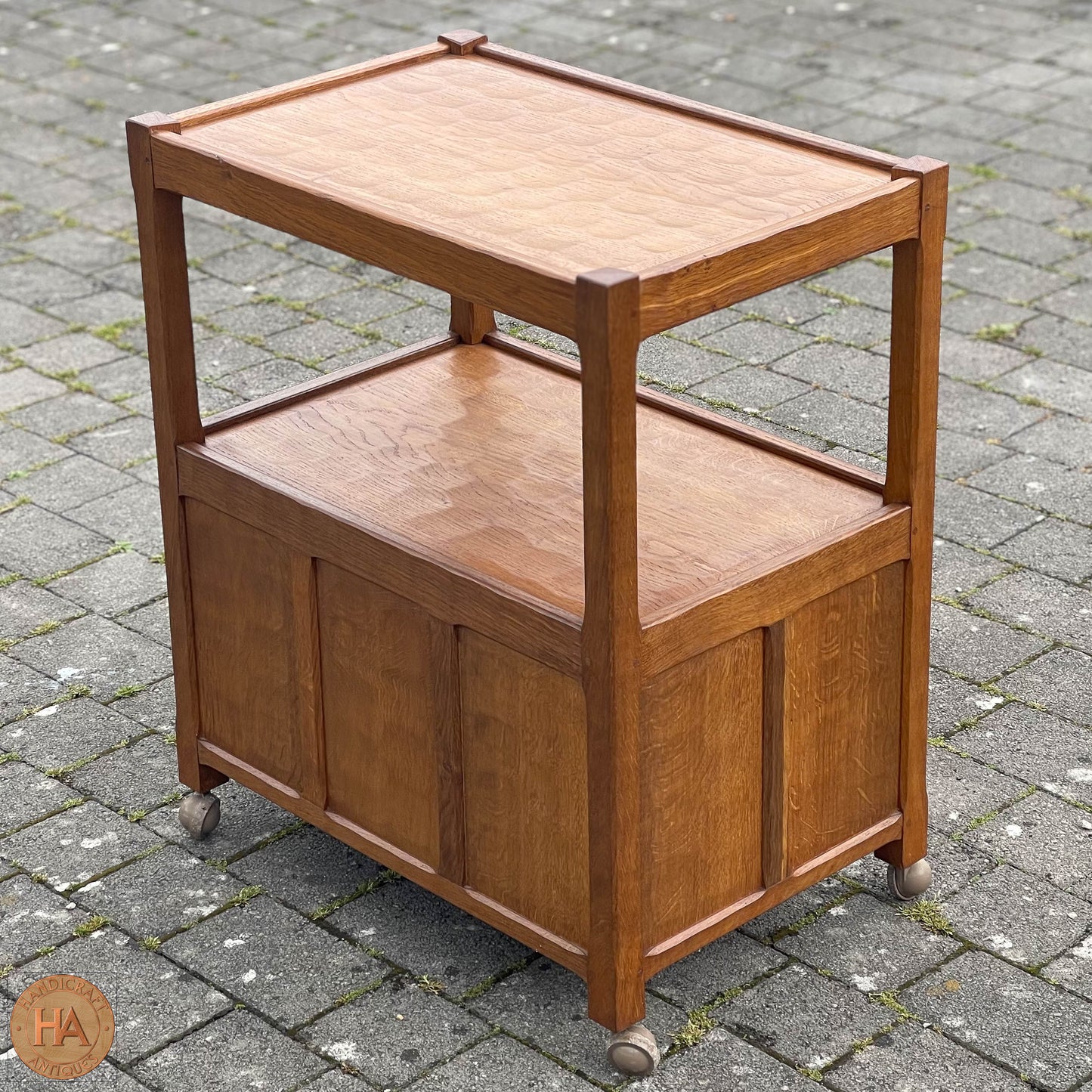 Acornman (Ex-Mouseman) Arts & Crafts Yorkshire School English Oak Tea Trolley