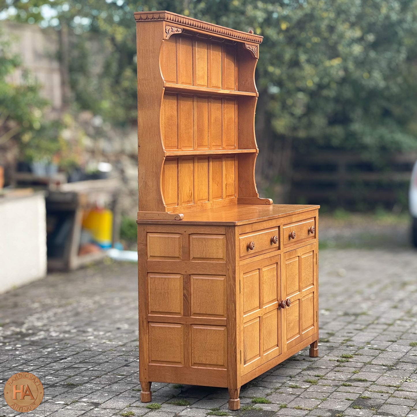Bob ‘Wrenman’ Hunter Arts & Crafts Yorkshire School English Oak Dresser c. 1980.