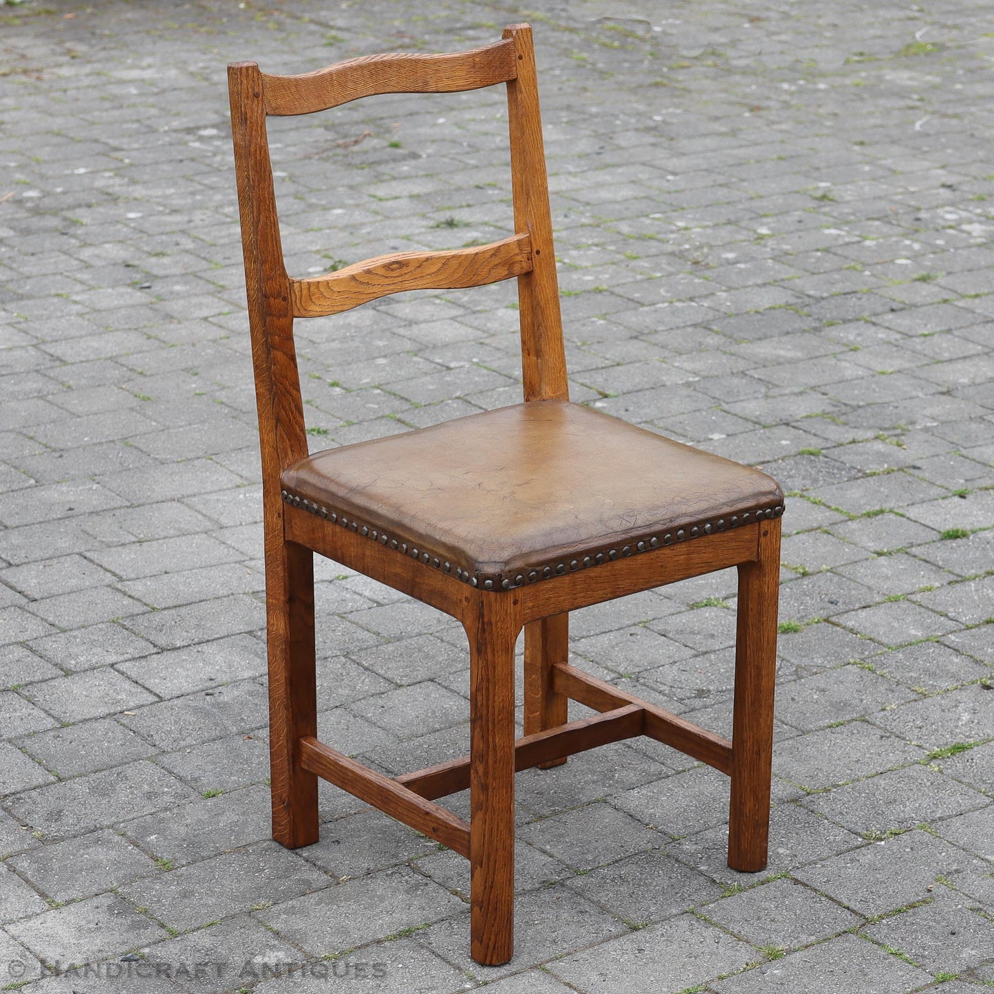 Derek 'Lizardman' Slater Arts & Crafts Yorkshire School English Oak Chair c. 1970.