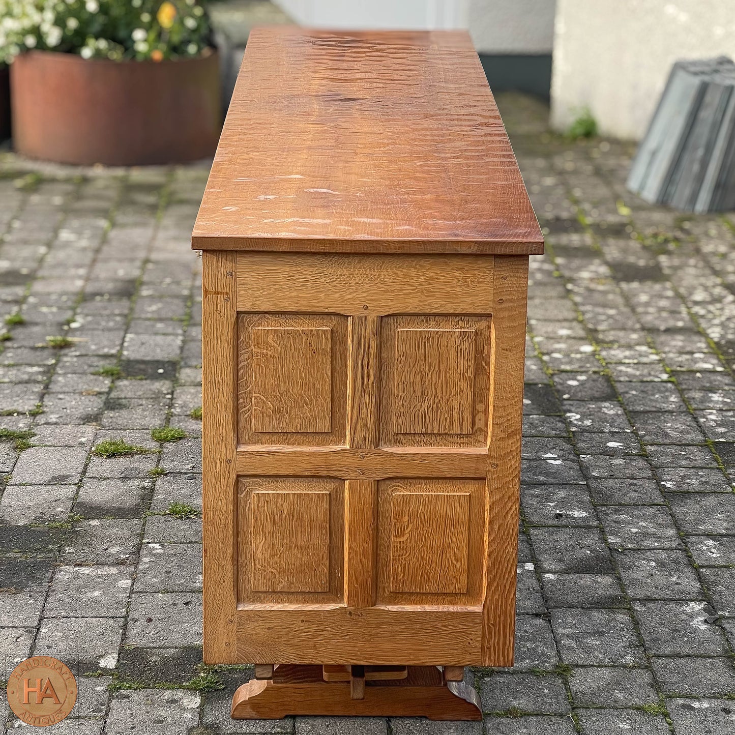 Colin 'Beaverman' Almack (Ex-Mouseman) Arts & Crafts Yorkshire School Sideboard c. 1980.