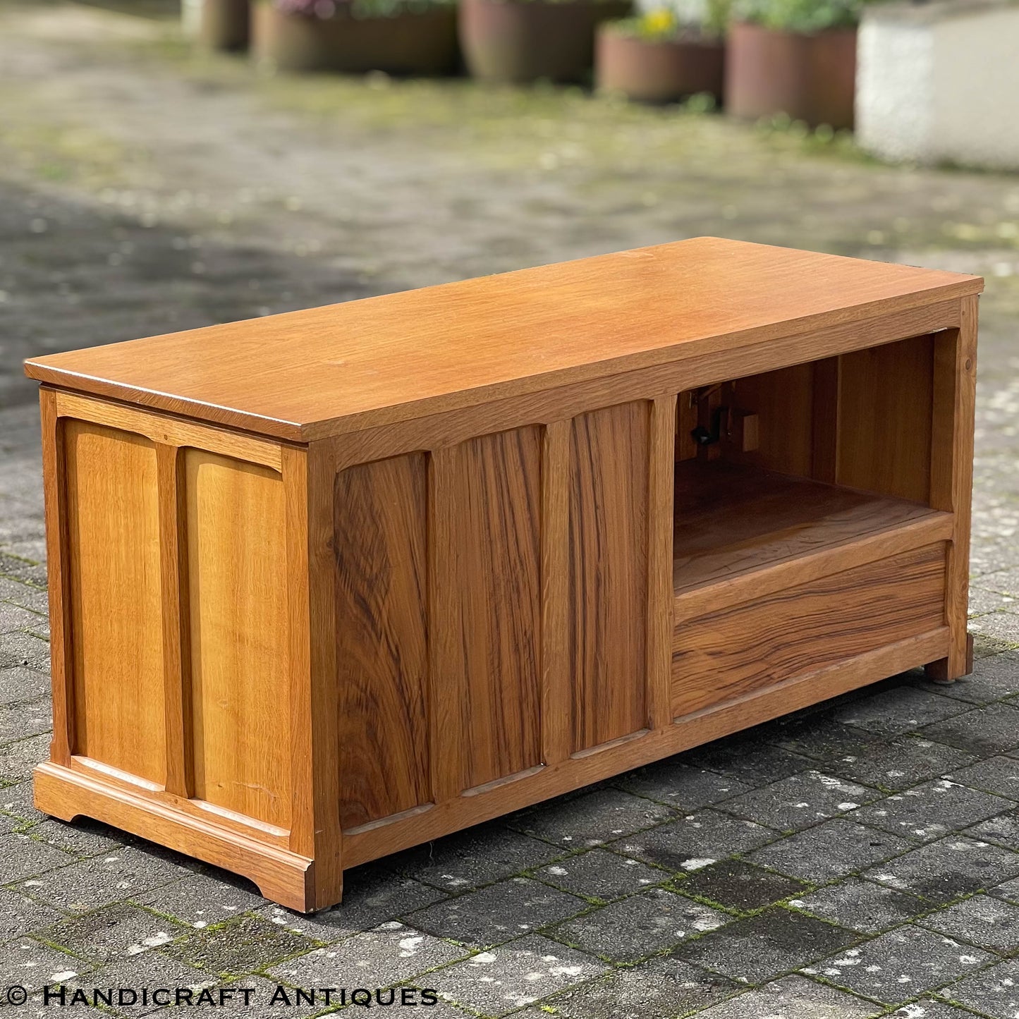 Michael 'Seahorseman‘ Riley Arts & Crafts Yorkshire School English Oak Media Unit post 1990.