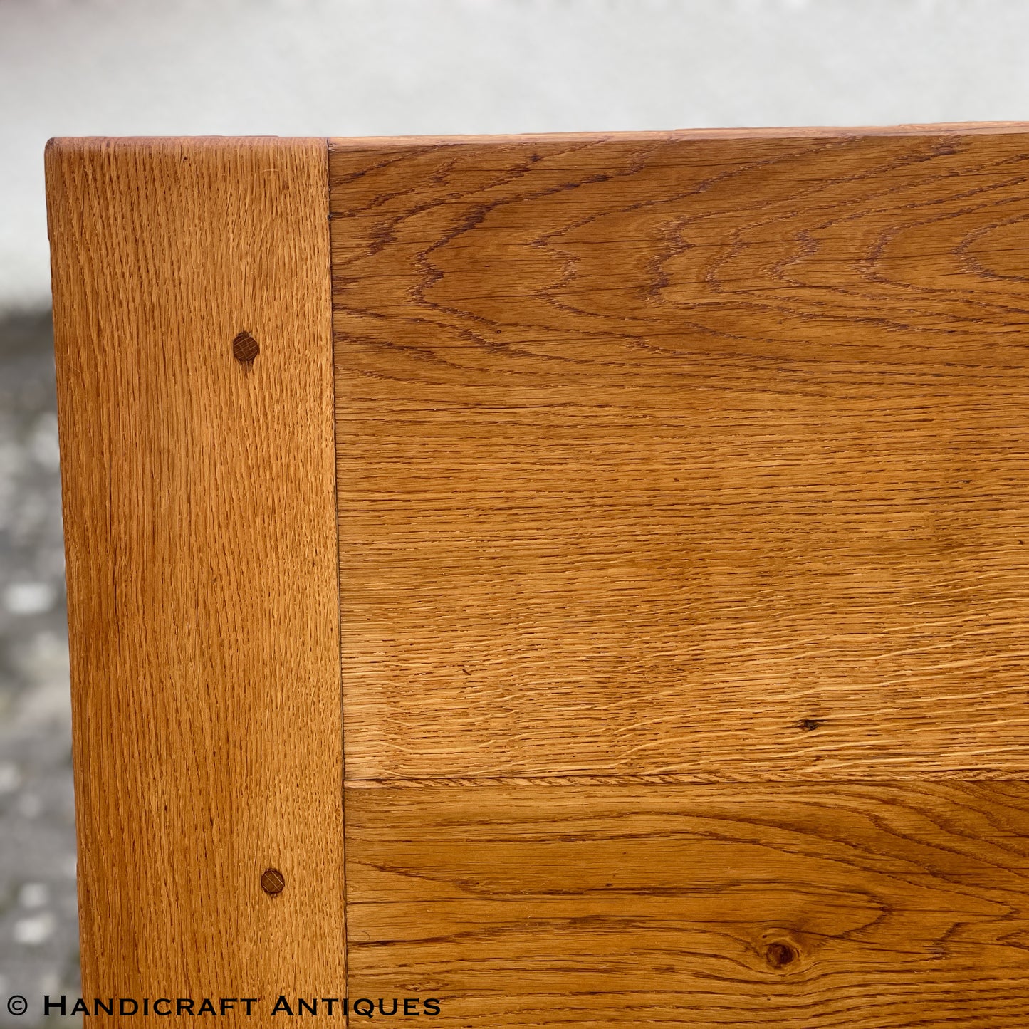 Arts & Crafts Cotswold School English Oak Dining Table post 1980.