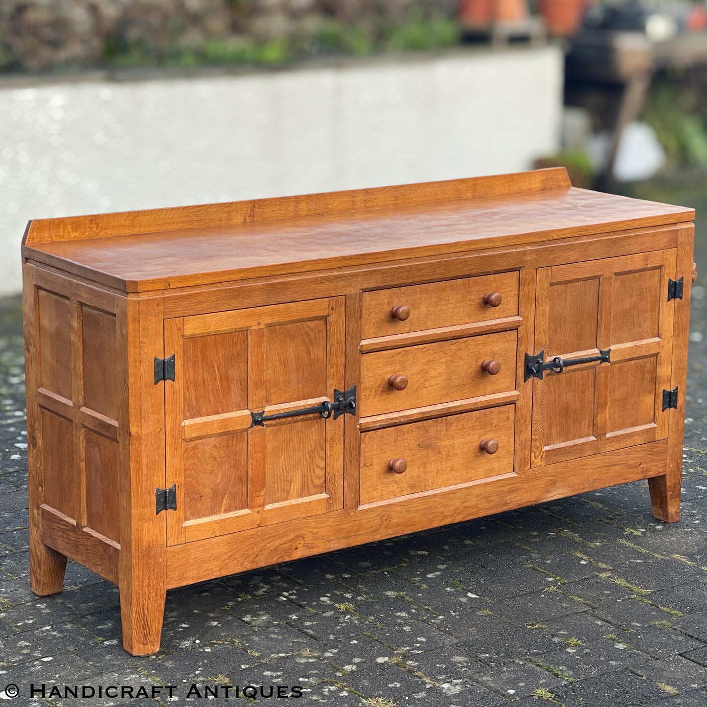 Peter ‘Rabbitman’ Heap Arts & Crafts Yorkshire School English Oak Sideboard c 1990.