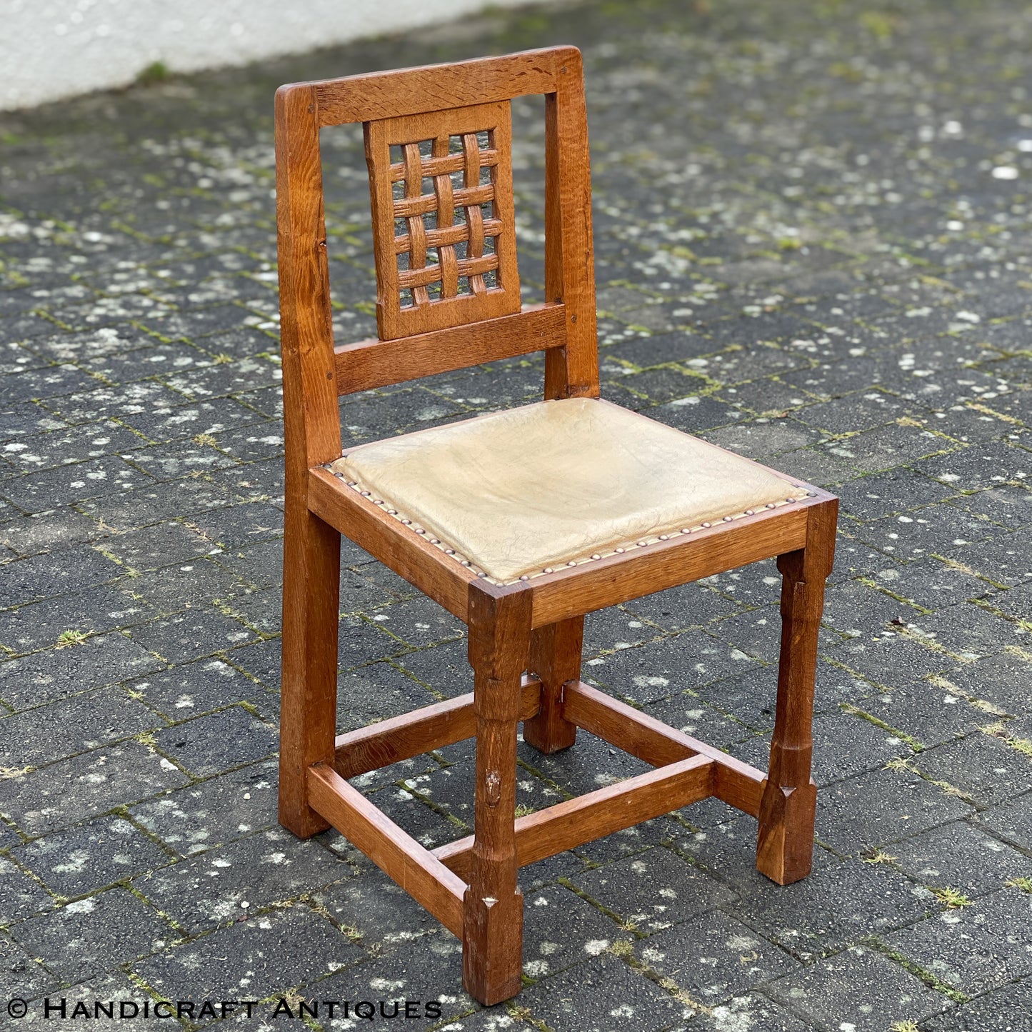 Set of 4 Peter ‘Rabbitman’ Heap Arts & Crafts Yorkshire School English Oak Chairs