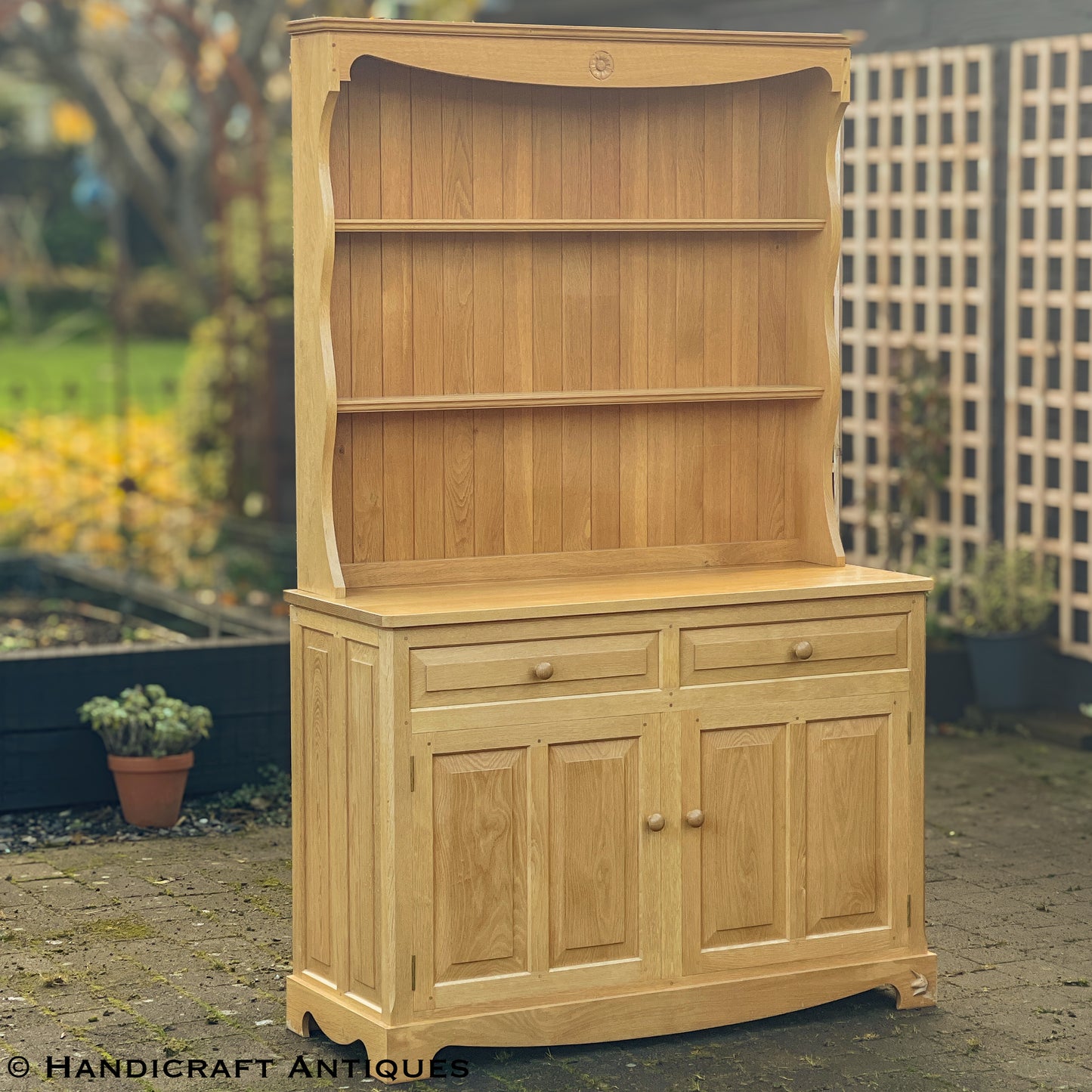 Coxwold Cabinet Makers 'Unicornman' Arts & Crafts Yorkshire School Oak Dresser post 1990.