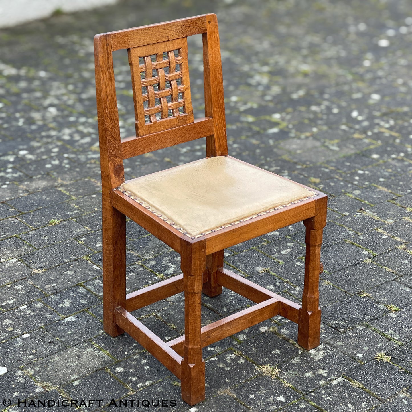 Set of 4 Peter ‘Rabbitman’ Heap Arts & Crafts Yorkshire School English Oak Chairs
