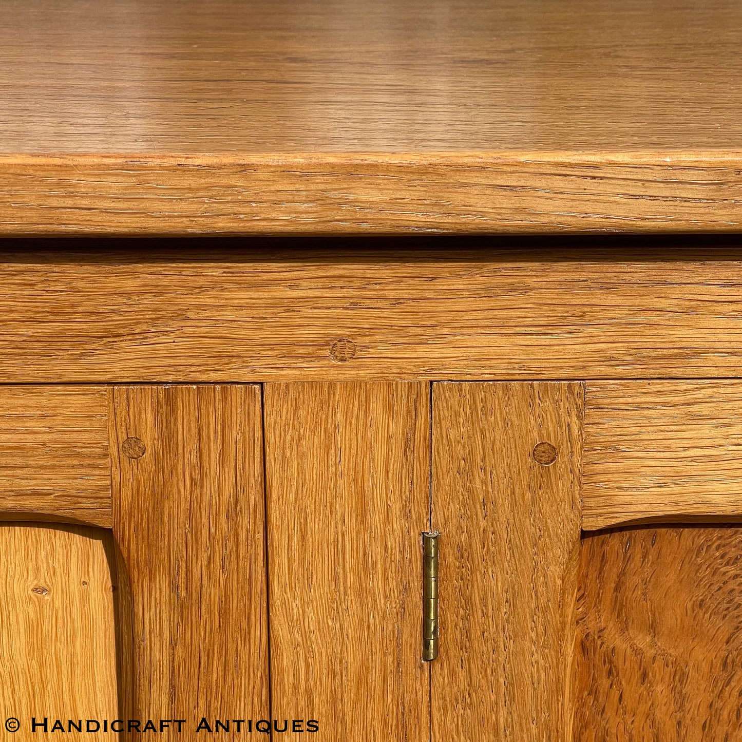Michael 'Seahorseman‘ Riley Arts & Crafts Yorkshire School English Oak Media Unit post 1990.