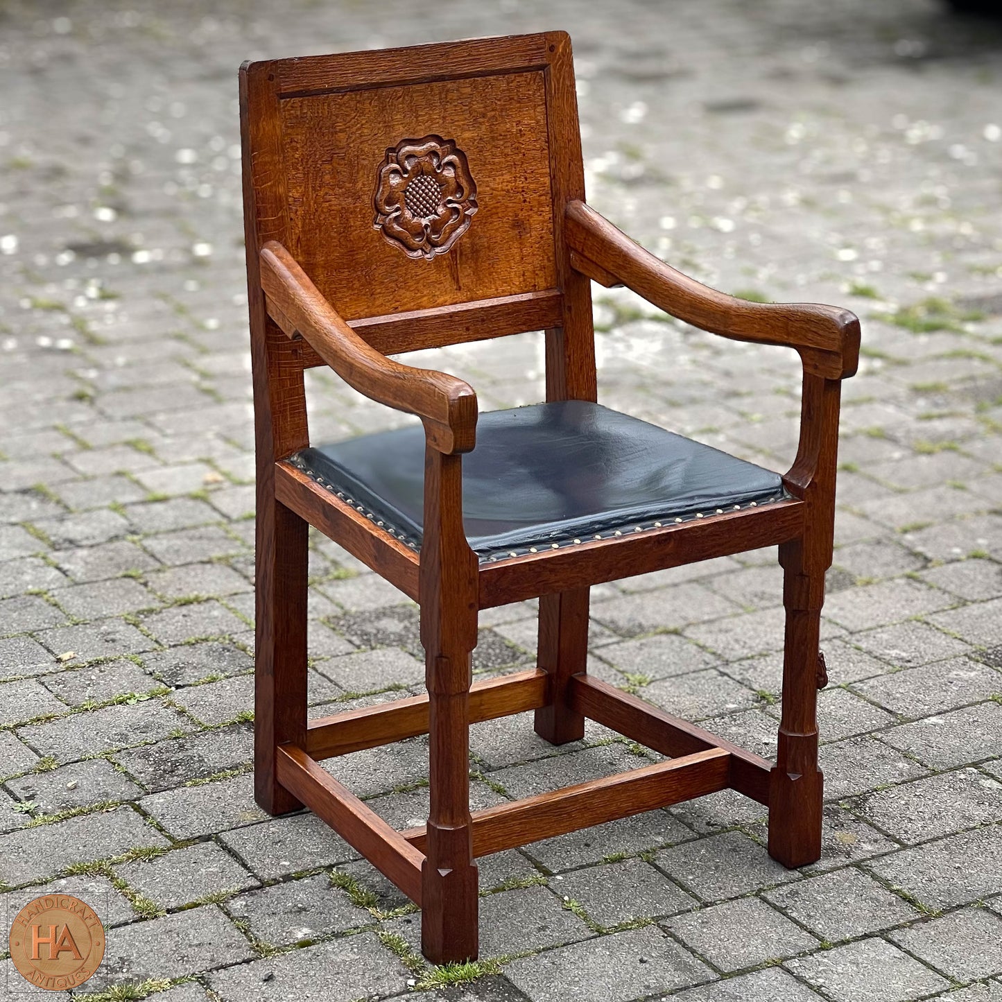 Set of 6 Peter Rabbitman Heap Arts & Crafts Yorkshire School English Oak Chairs