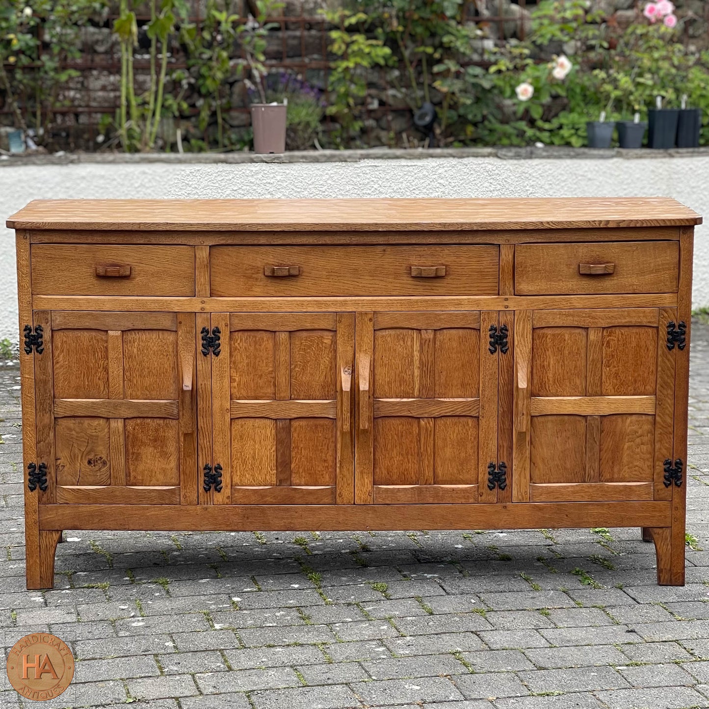 Robert 'Kingpost' Ingham Arts & Crafts Yorkshire School English Oak Sideboard c. 1970.