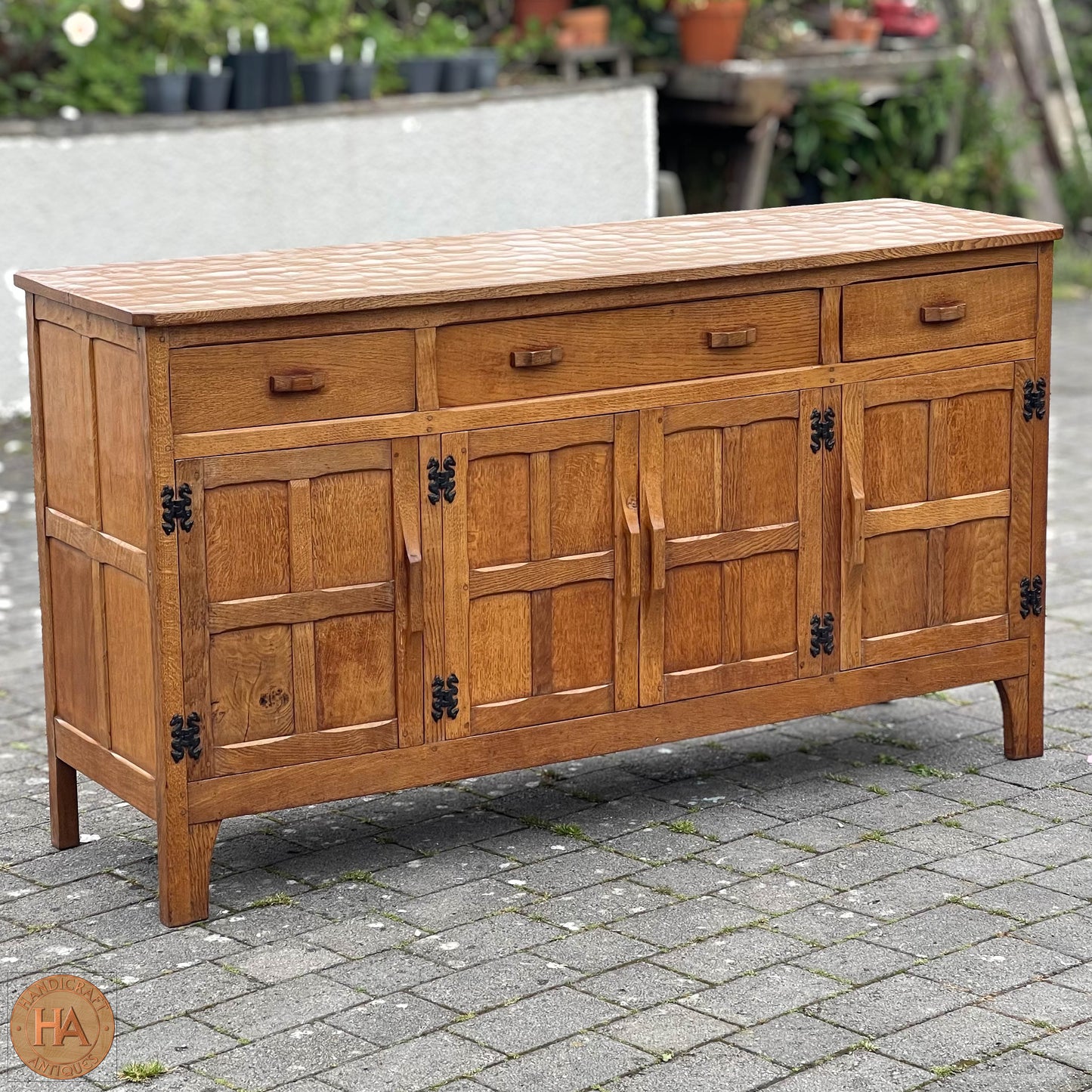 Robert 'Kingpost' Ingham Arts & Crafts Yorkshire School English Oak Sideboard c. 1970.