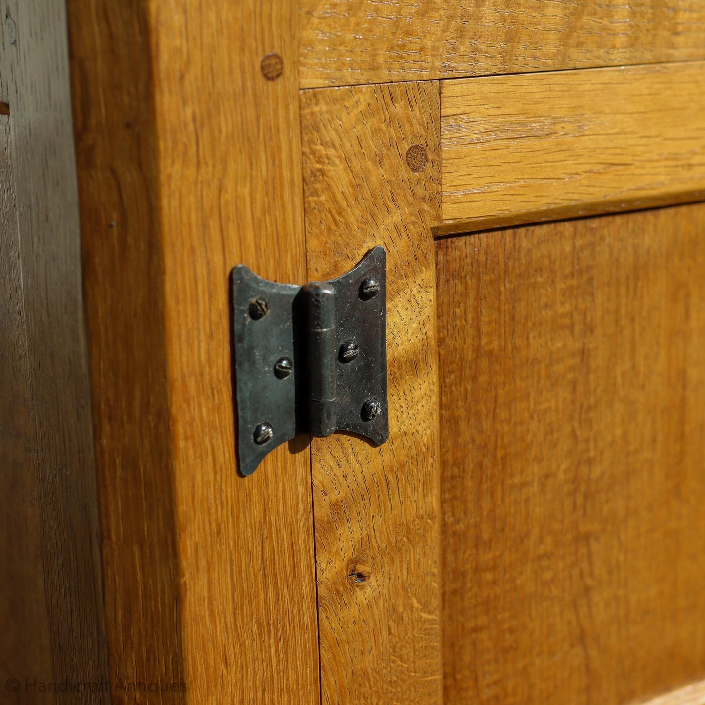 Eagleman (Ex-Mouseman) Arts & Crafts Yorkshire School English Oak Dresser