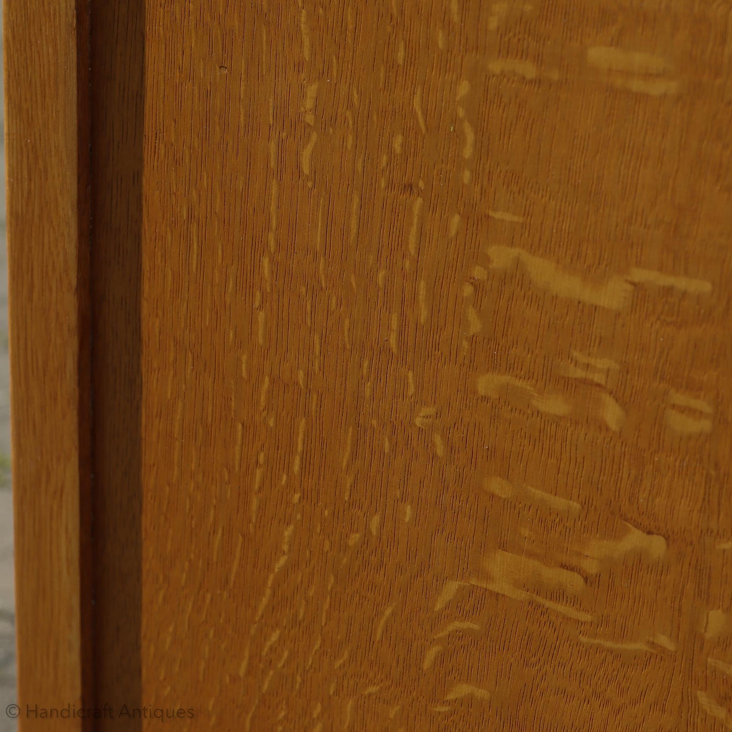 Gordon Russell Arts & Crafts Cotswold School English Oak Chest of Drawers c. 1935