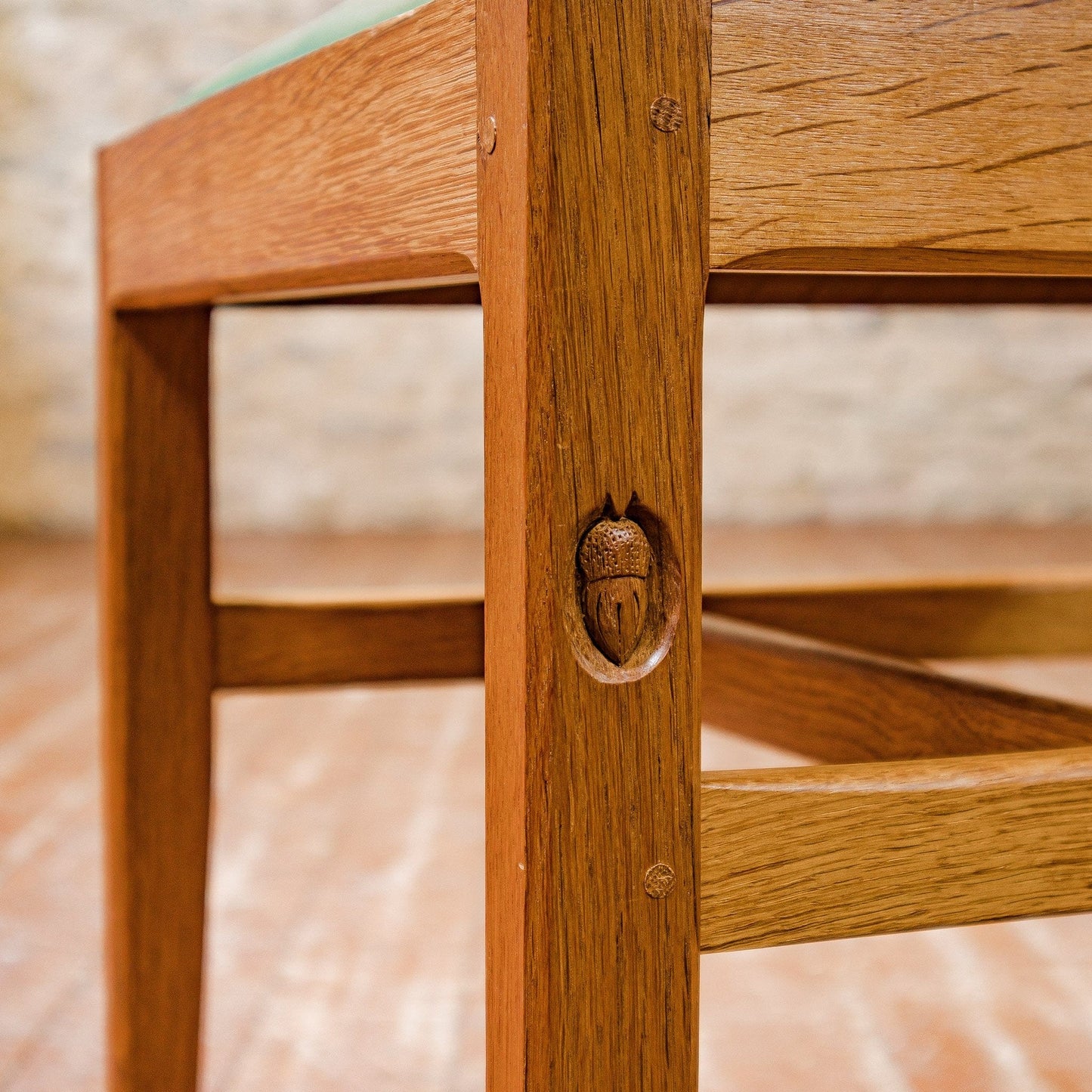 6 Acornman (Ex-Mouseman) Arts & Crafts Cotswold School English Oak 6 Chairs 1970