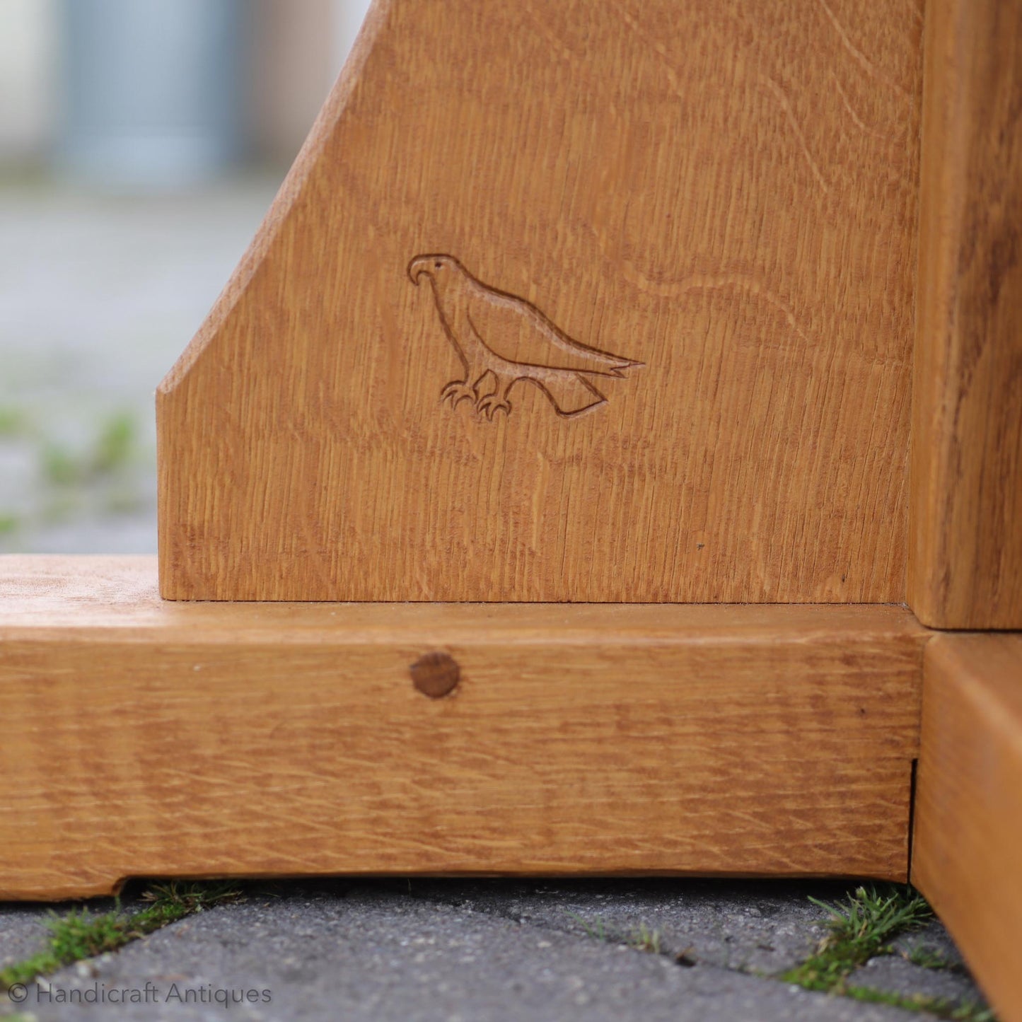 Albert 'Eagleman' Jeffray (Ex-Mouseman) Arts & Crafts Yorkshire School English Oak Dining Table c 1990.