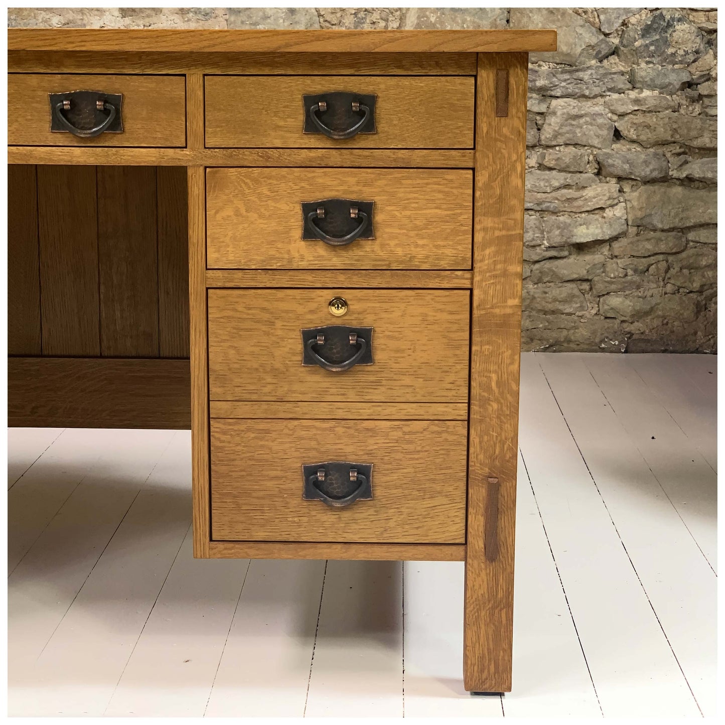 Stickley Furniture Arts & Crafts Mission School Oak Desk 2006