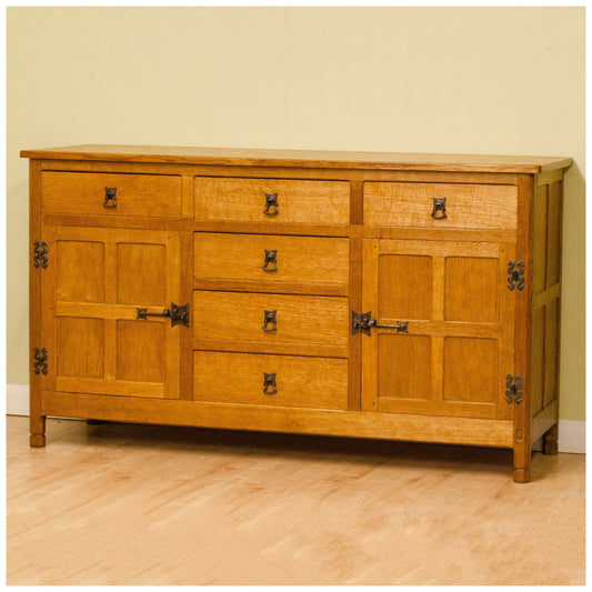 Alan 'Acornman' Grainger (Acorn Industries) Yorkshire School Oak Sideboard