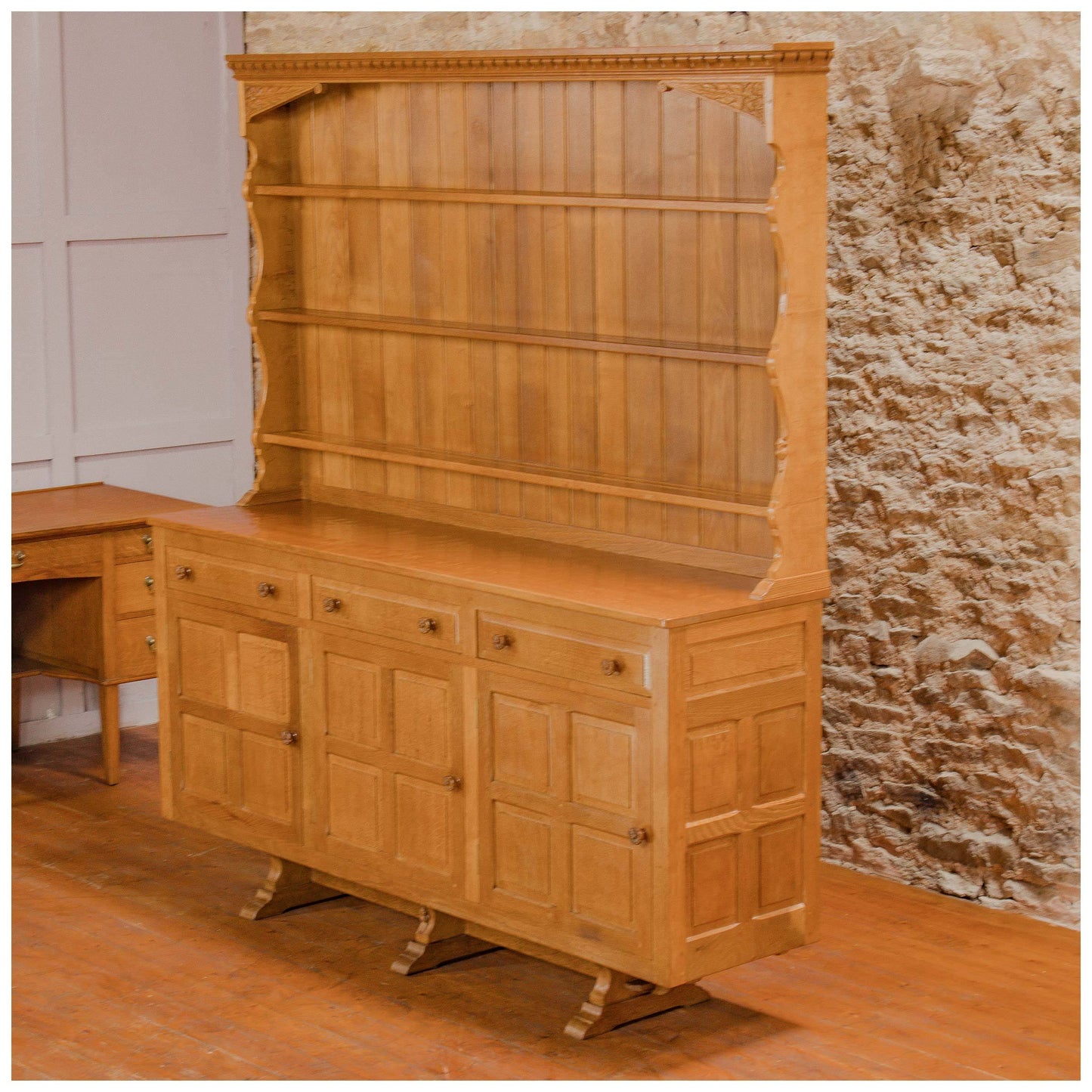 Beaverman (Ex-Mouseman) Arts & Crafts Yorkshire School English Oak Dresser