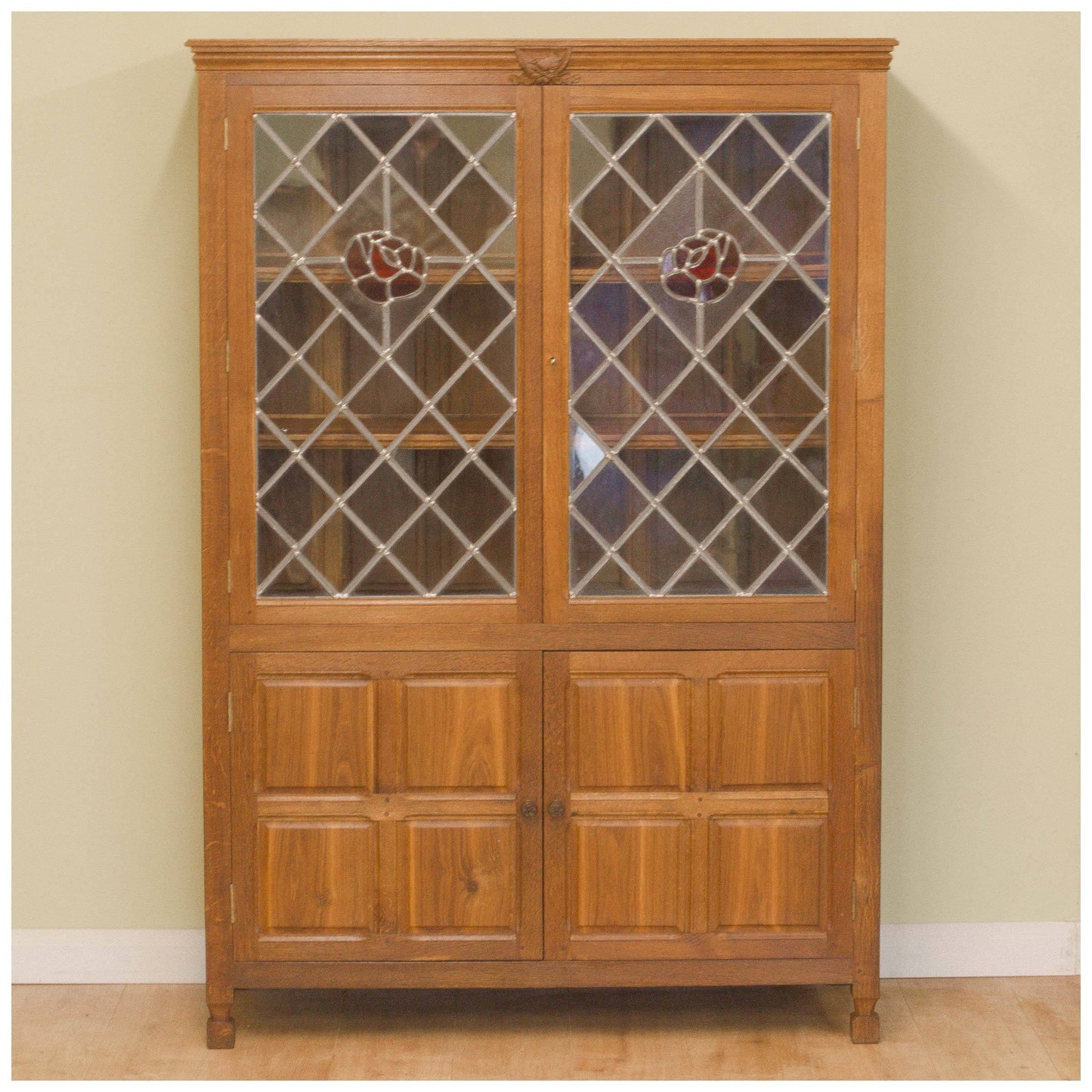Bob Wrenman Hunter (Ex-Mouseman) Yorkshire School Arts & Crafts Glazed Oak Display Cabinet