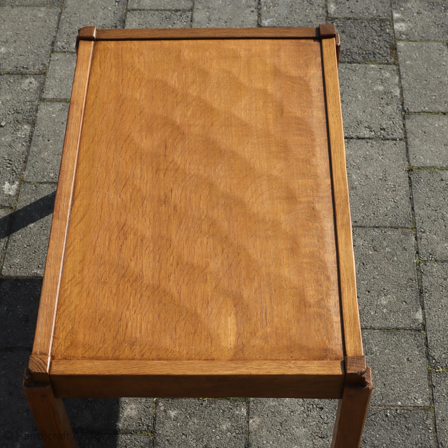 Alan 'Acornman' Grainger (Ex-Mouseman) Arts & Crafts Yorkshire School English Oak Tea Trolley c. 1970.