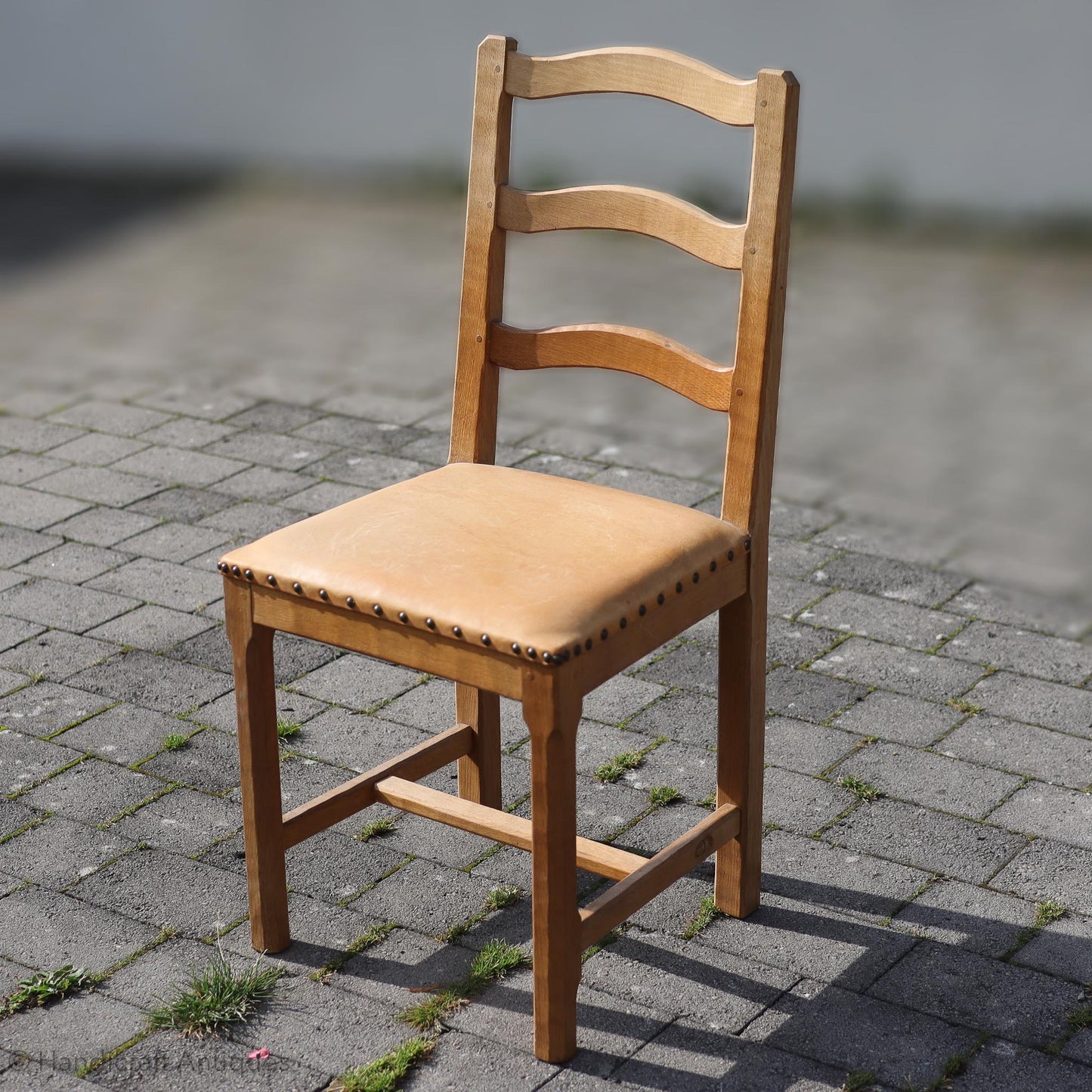 Set of 8 Acornman (Ex-Mouseman) Arts & Crafts Yorkshire School English Oak Chairs