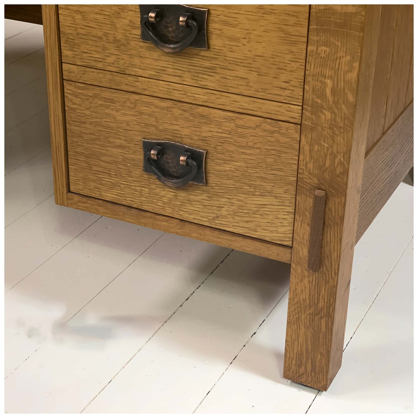 Stickley Furniture Arts & Crafts Mission School Oak Desk 2006
