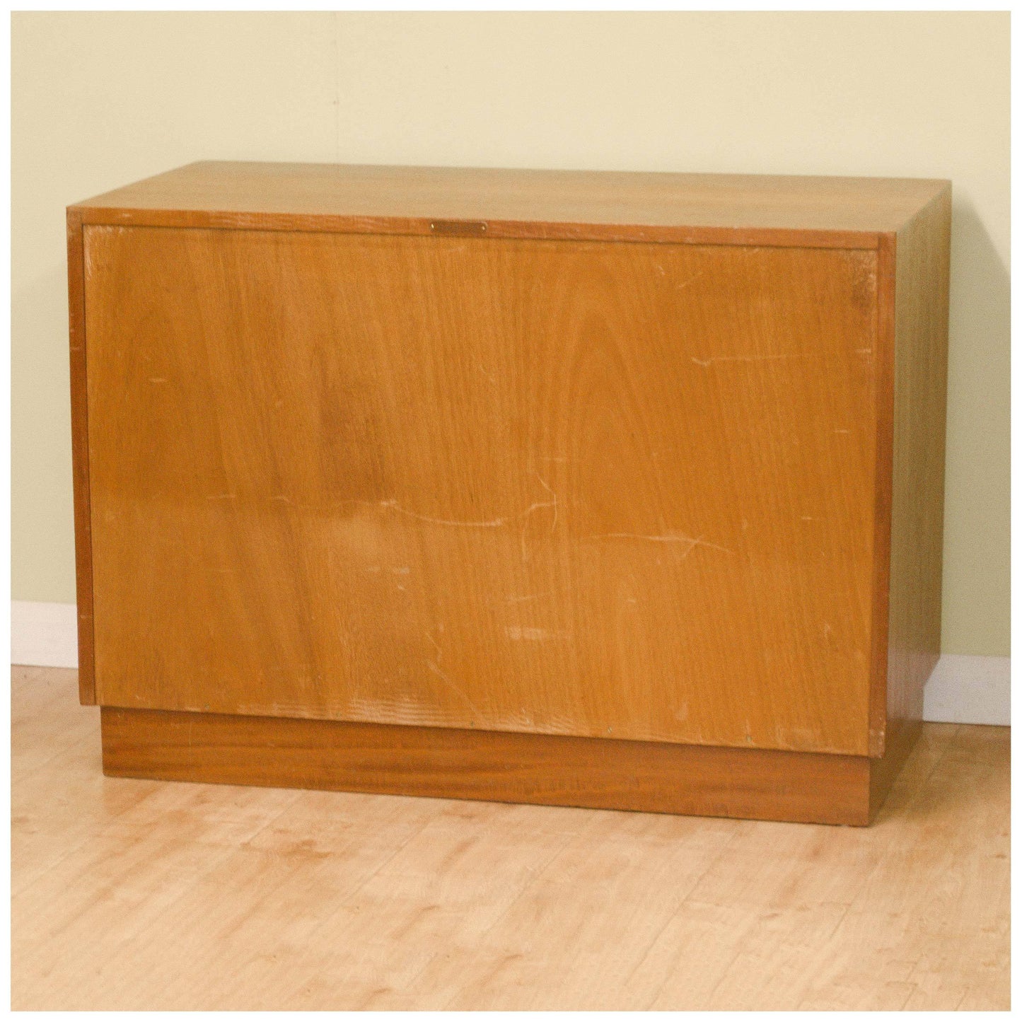 Gordon Russell Cotswold School Arts Crafts Walnut Chest of Drawers