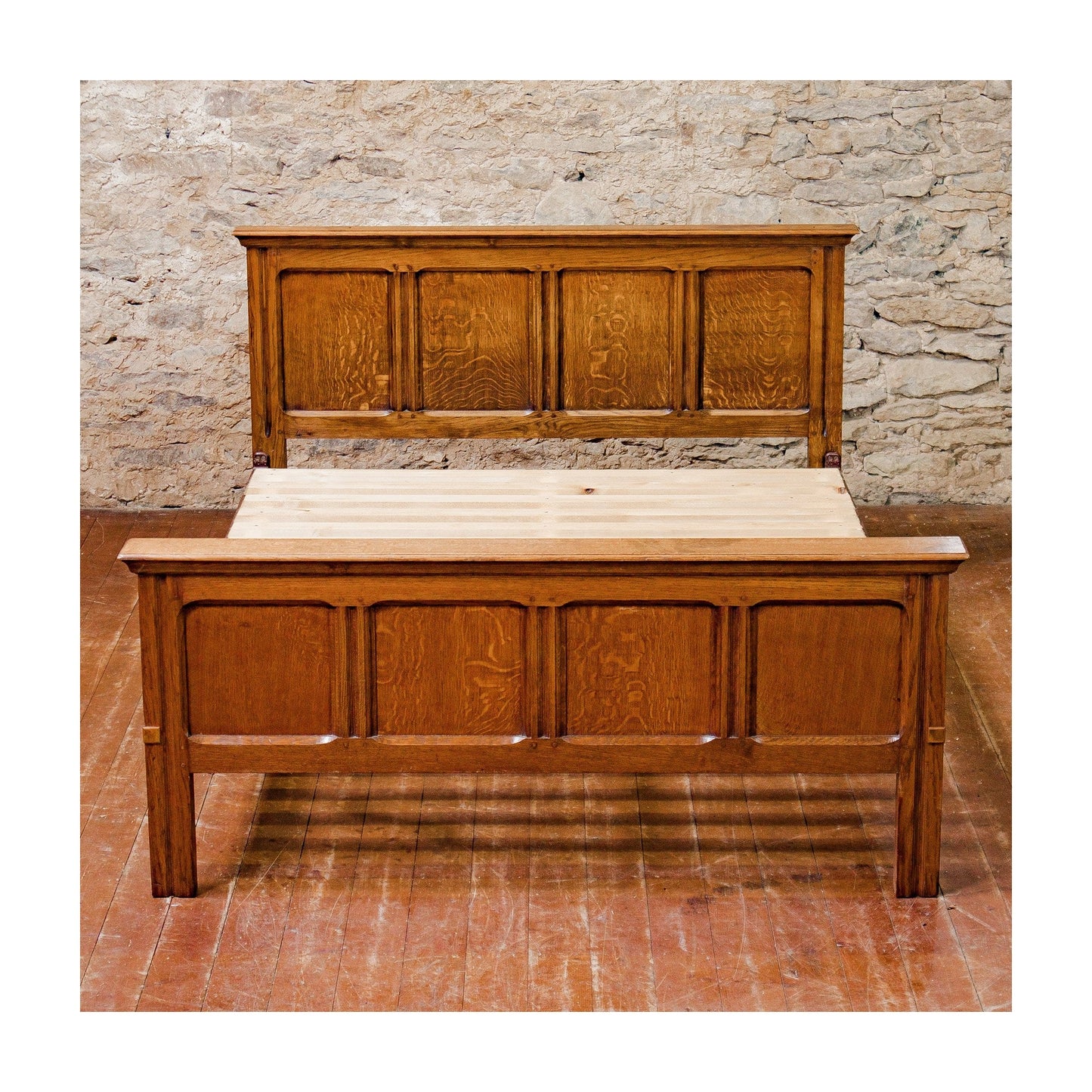Gordon Russell Design 401 Arts & Crafts Cotswold School King Size Oak Bed, 1929