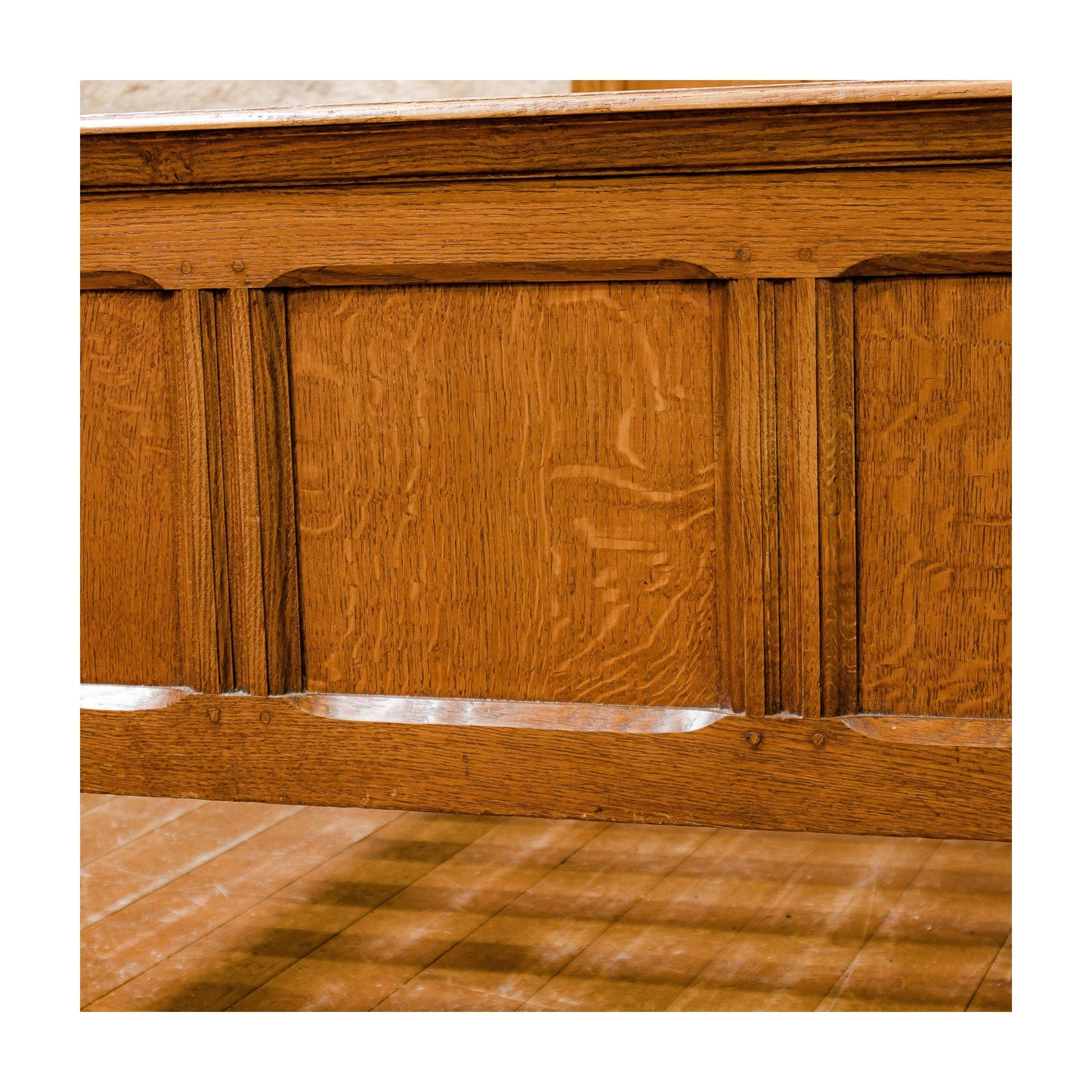 Gordon Russell Design 401 Arts & Crafts Cotswold School King Size Oak Bed, 1929
