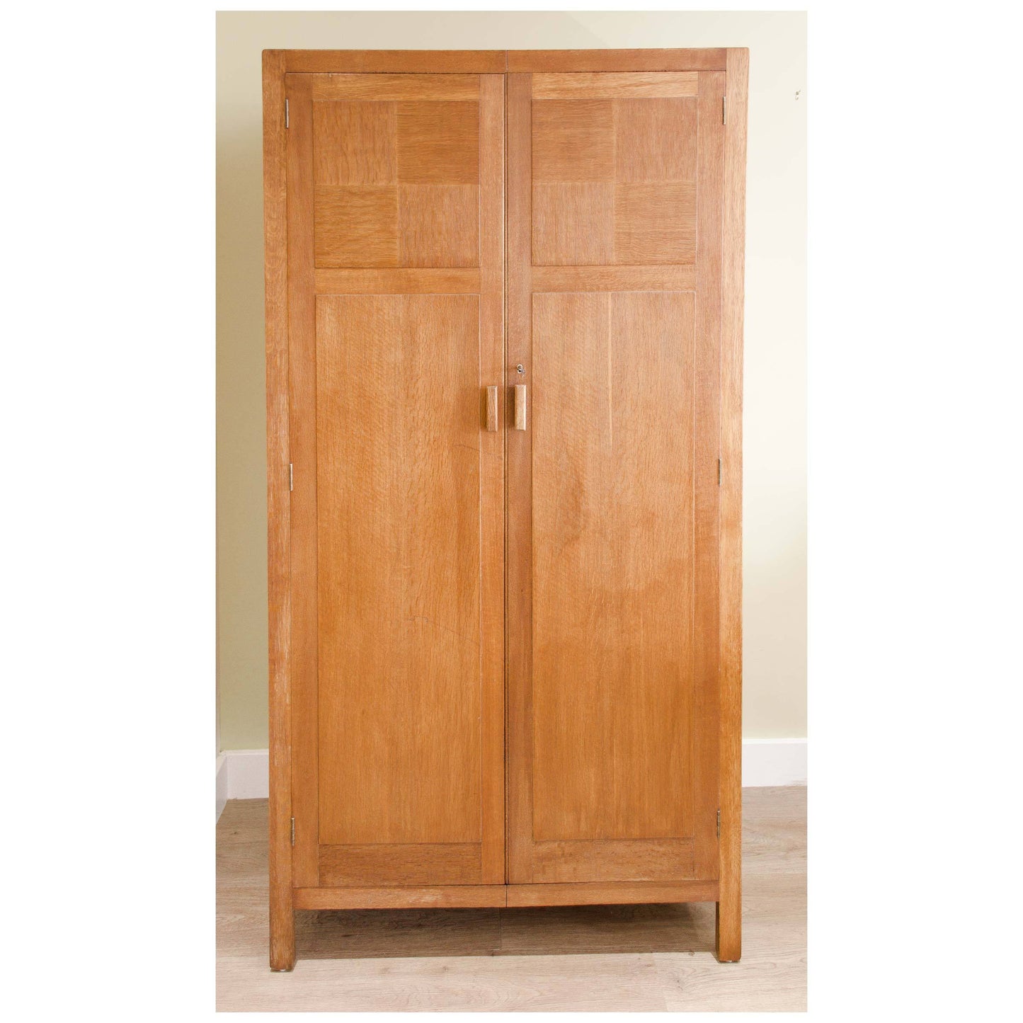Heal and Co (Ambrose Heal) Heal and Co Arts and Crafts Antique Oak Wardrobe C. 1930 c. 1930