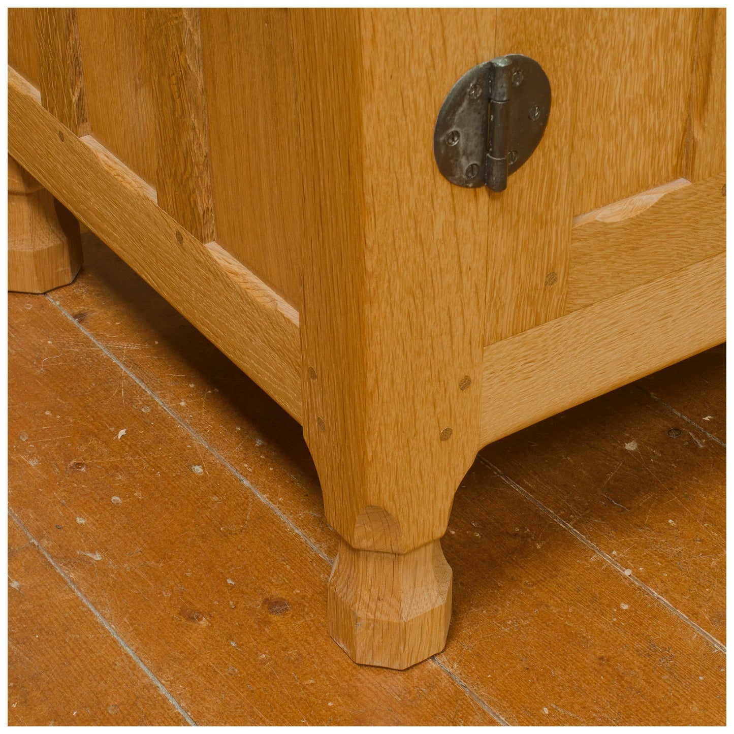 Horace 'Knightman' Knight Arts & Crafts Yorkshire School English Oak Dresser