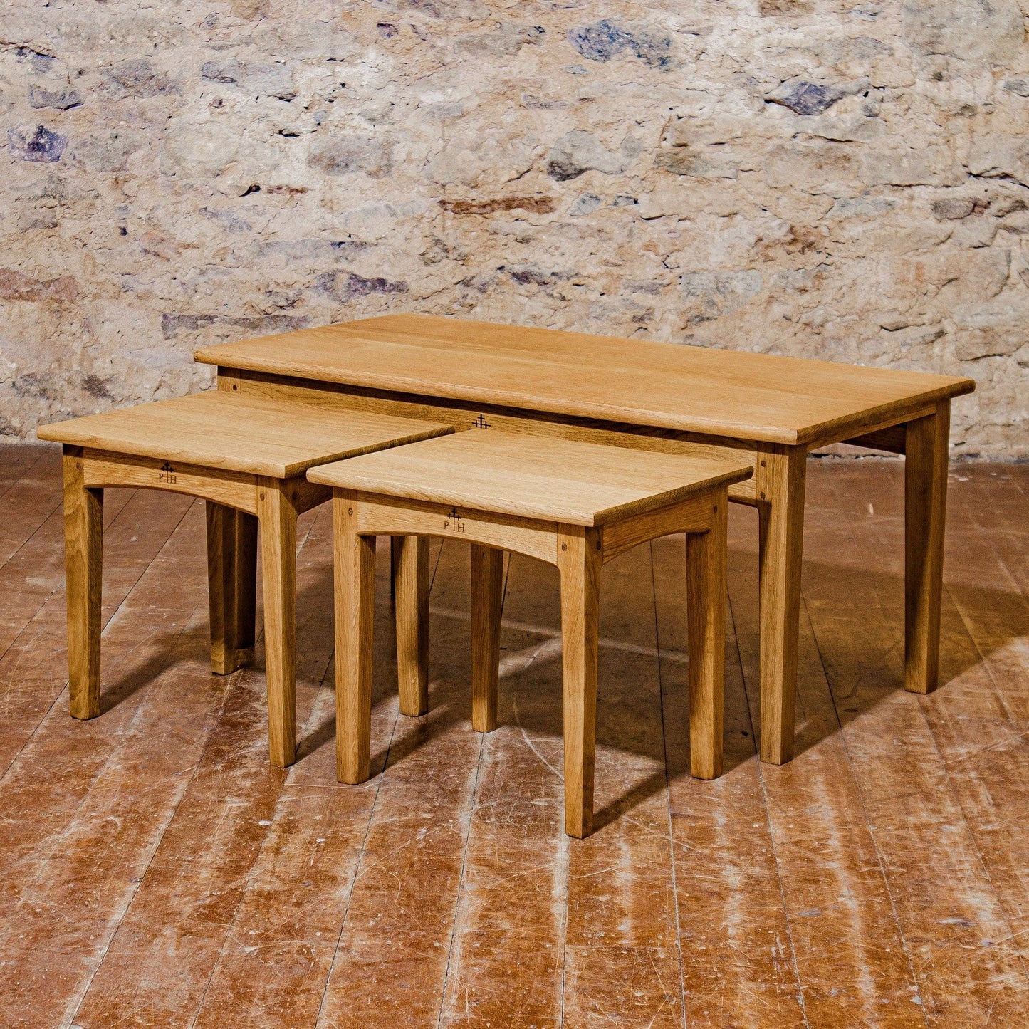 Peter Hall Arts & Crafts Lakes School English Oak Arched Rail Nest of 3 tables