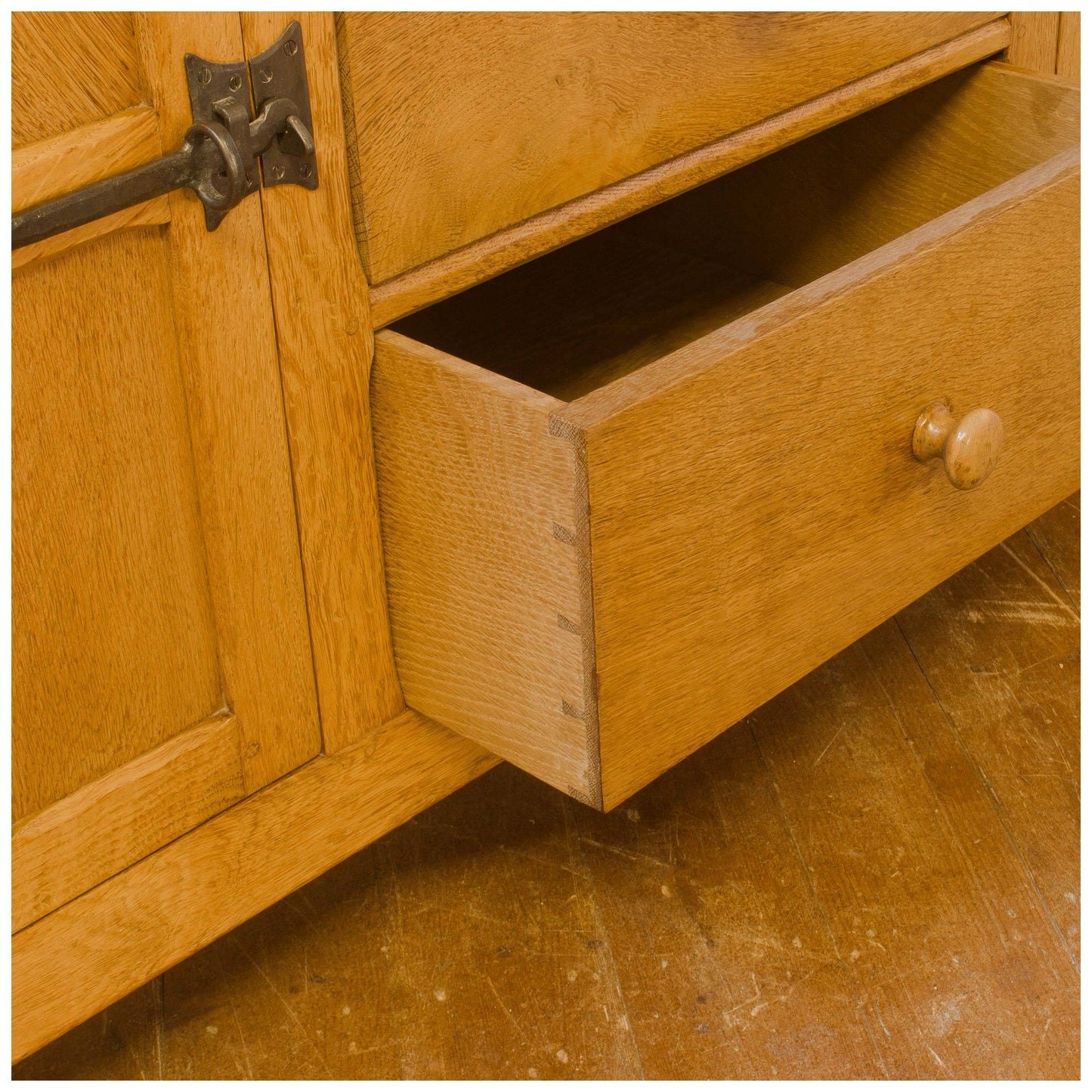 Squirrelman (Ex-Mouseman) Arts & Crafts Yorkshire School English Oak Sideboard