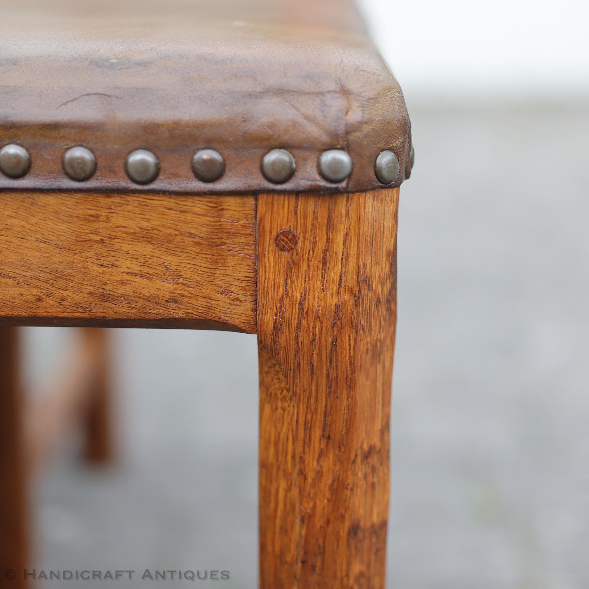 Derek 'Lizardman' Slater Arts & Crafts Yorkshire School English Oak Chair c. 1970.