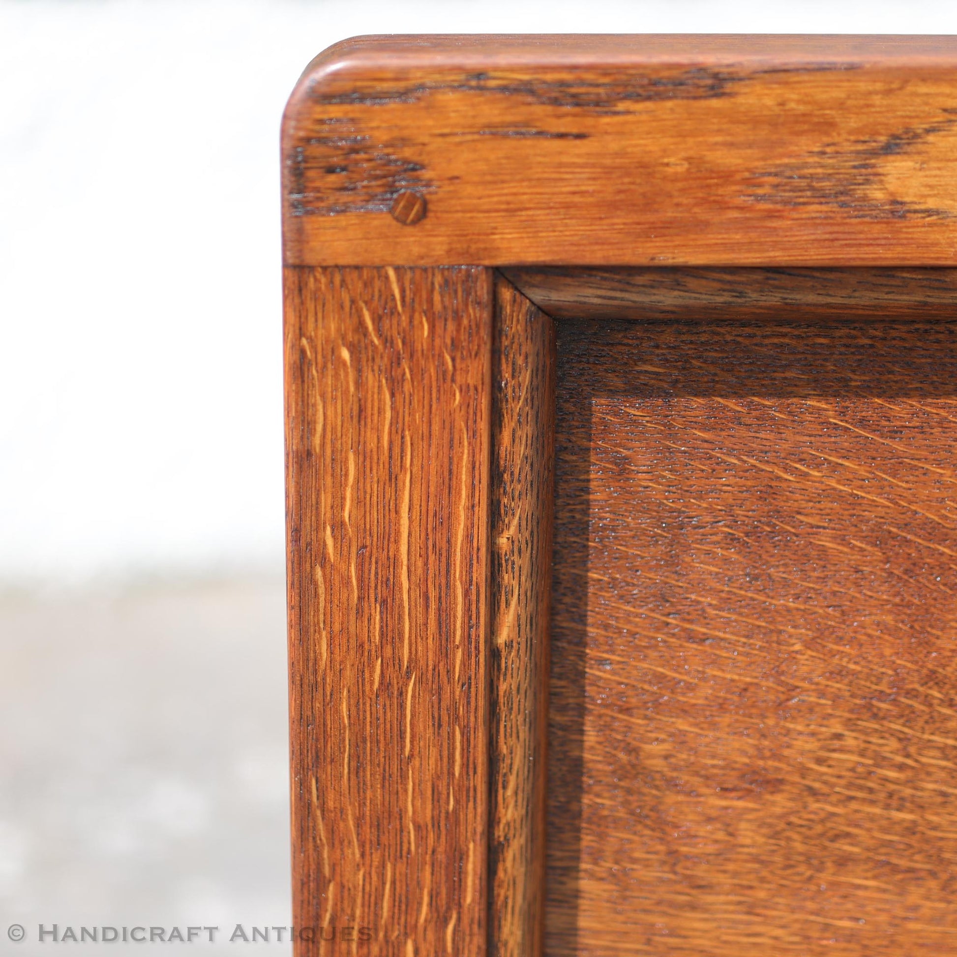 Arthur W. Simpson (The Handicrafts, Kendal) Arts & Crafts Lakes School English Oak Bed c. 1920.