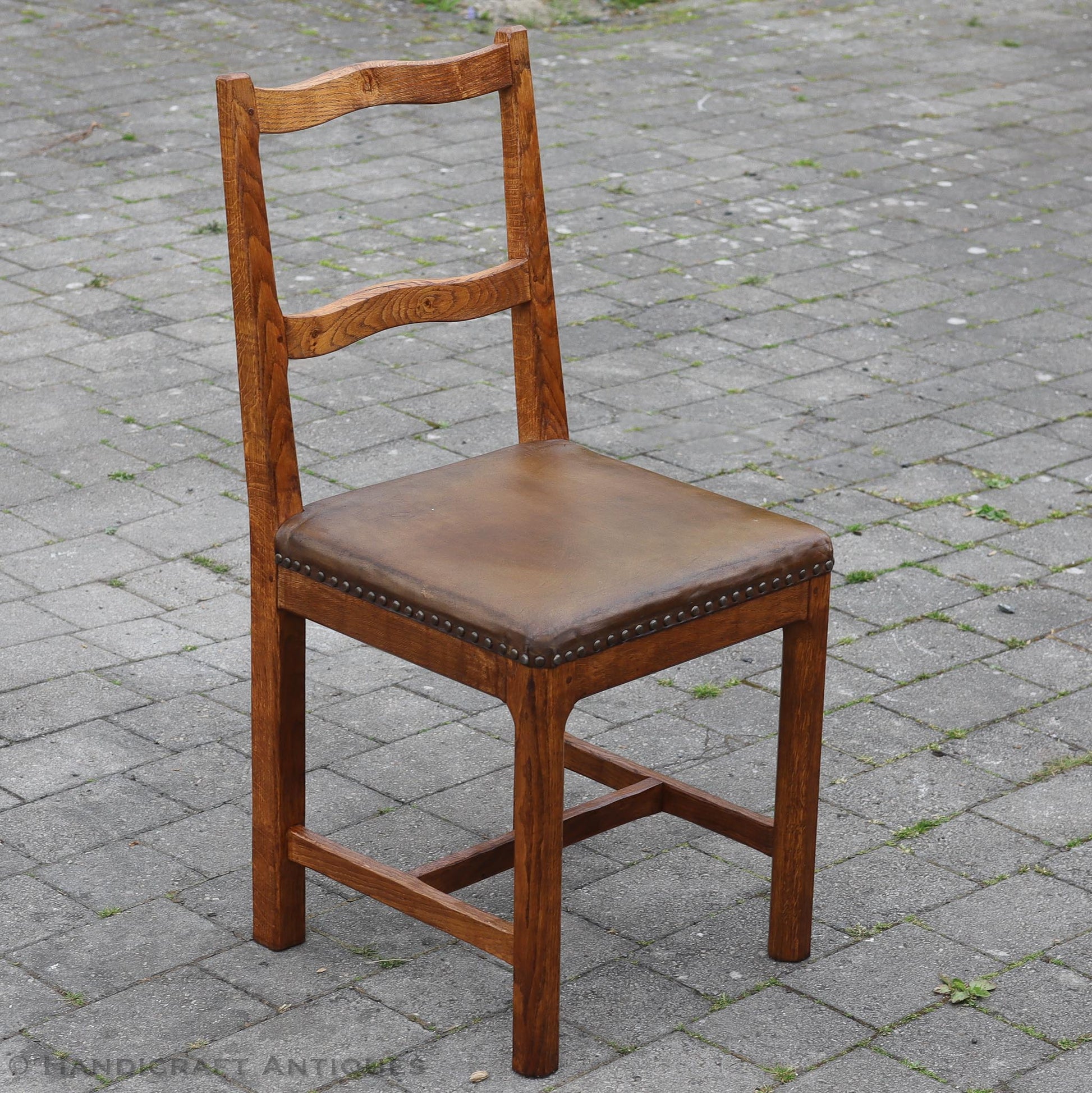 Derek 'Lizardman' Slater Arts & Crafts Yorkshire School English Oak Chair c. 1970.