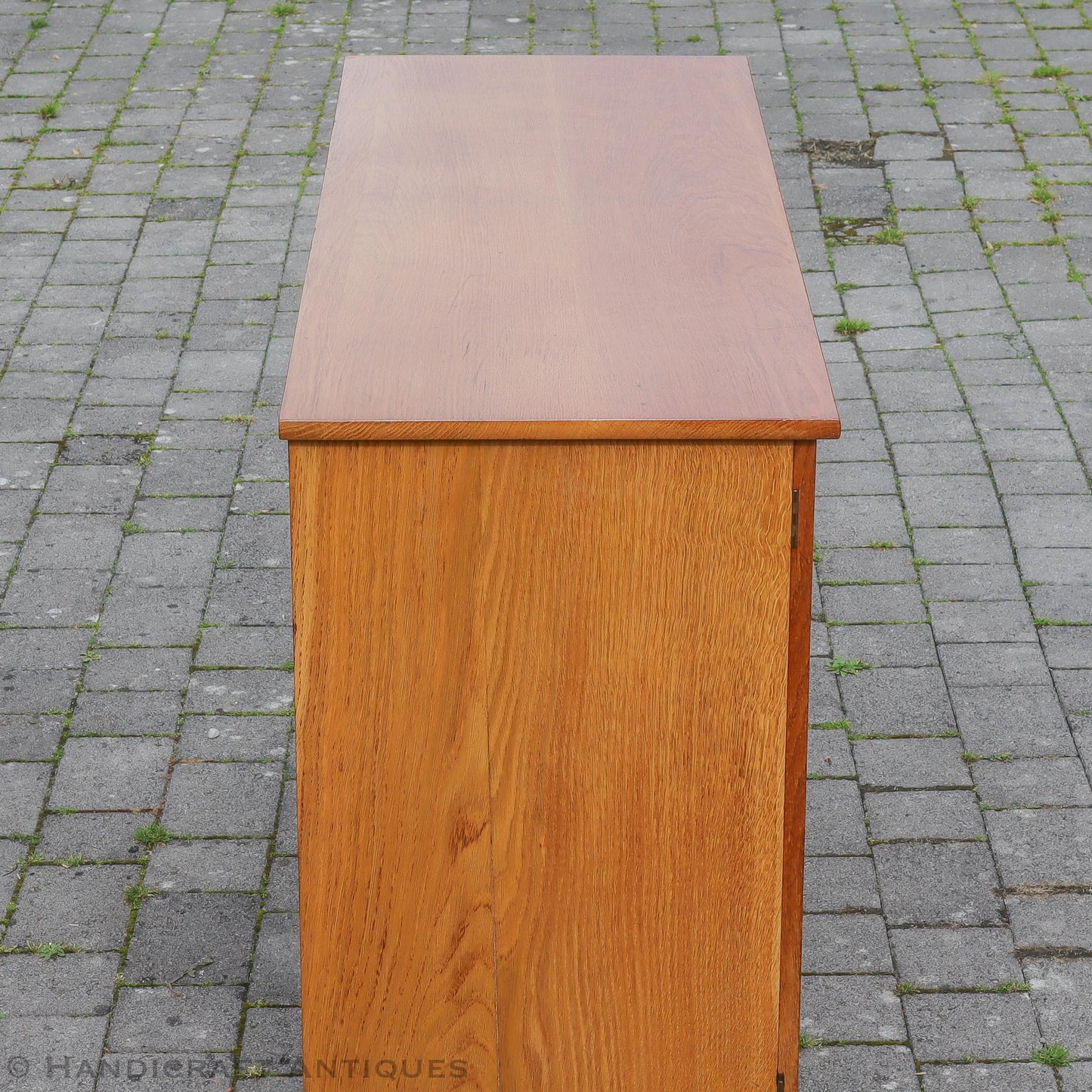 Heal and Co [Ambrose Heal] Arts & Crafts Cotswold School English Oak Sideboard c. 1930.