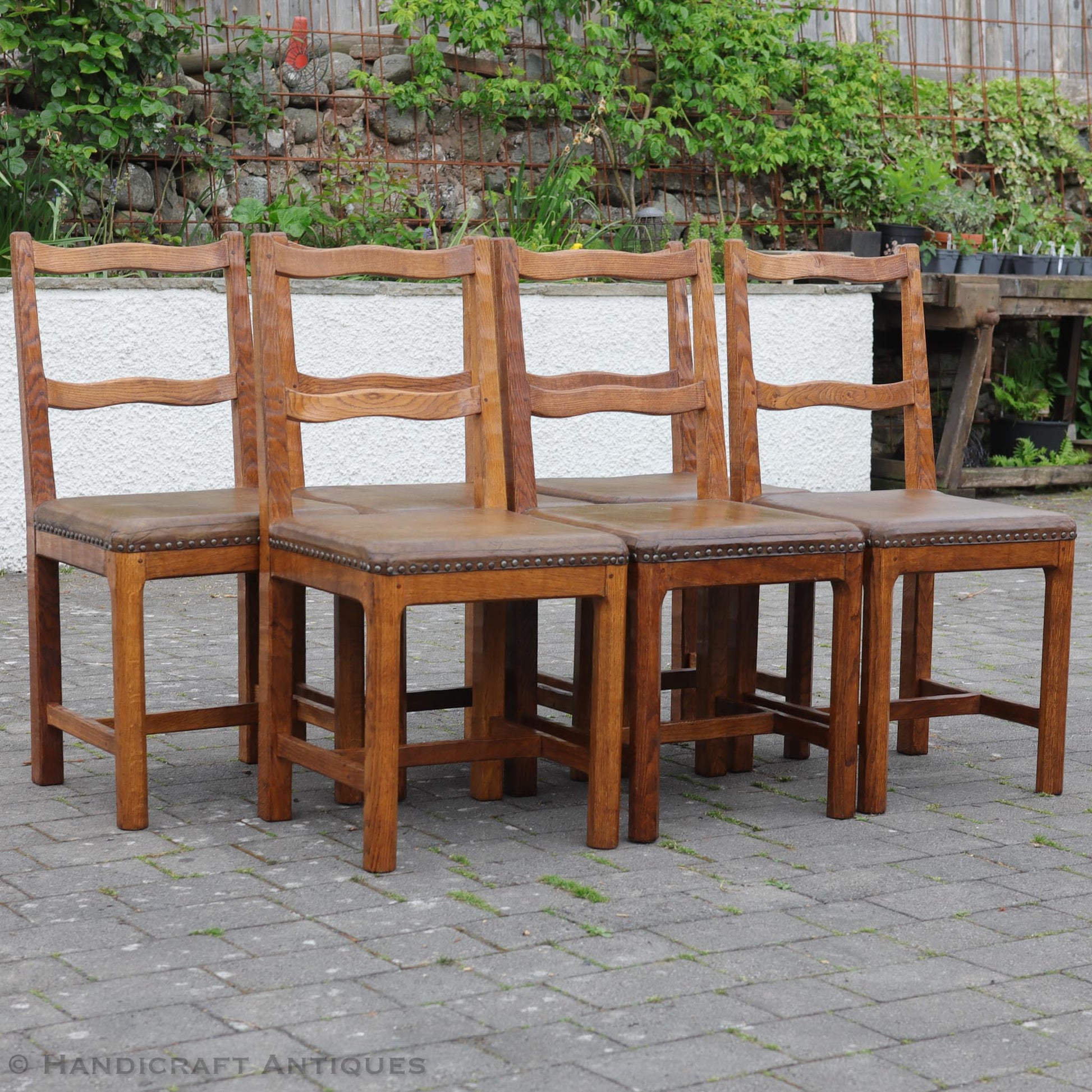 Derek 'Lizardman' Slater Arts & Crafts Yorkshire School English Oak Chair c. 1970.